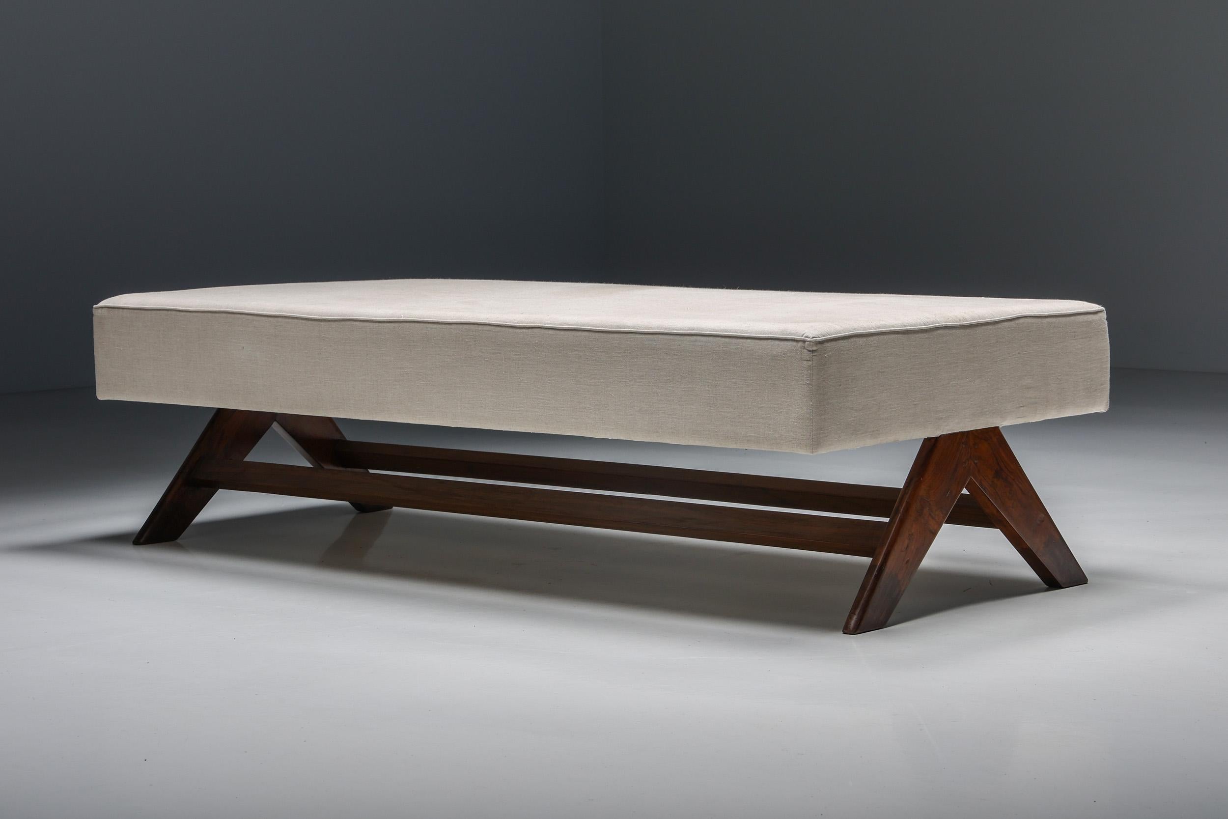 Upholstery Daybed by Pierre Jeanneret, Chandigarh, 1957-58