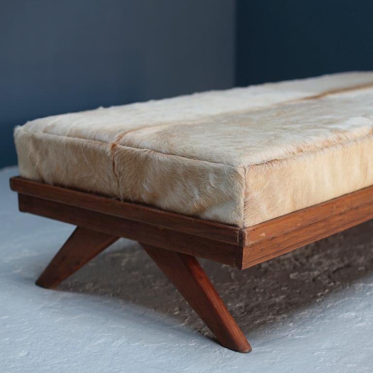 Mid-Century Modern Daybed by Pierre Jeanneret