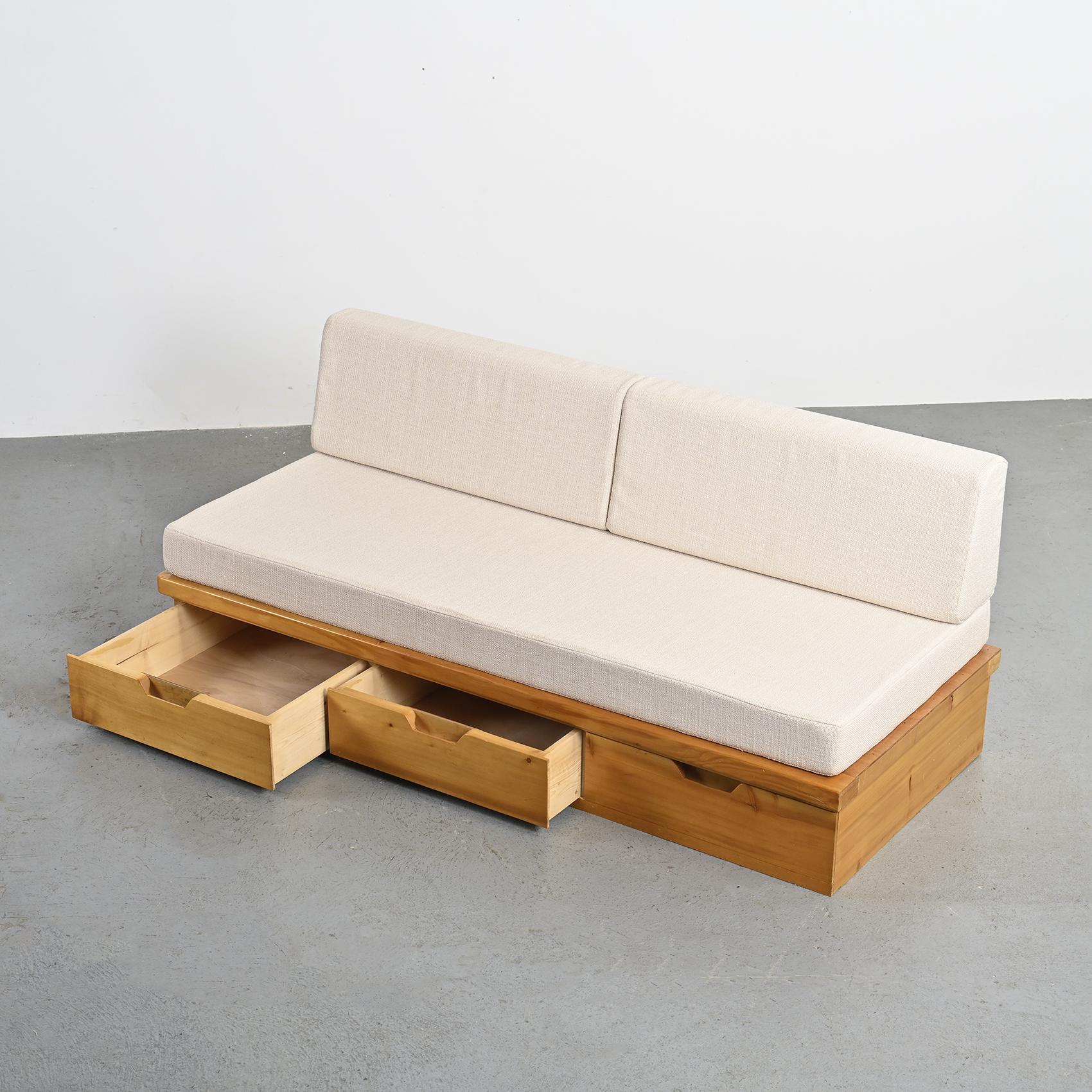 Pine Daybed by René Martin, Les Arcs 1600