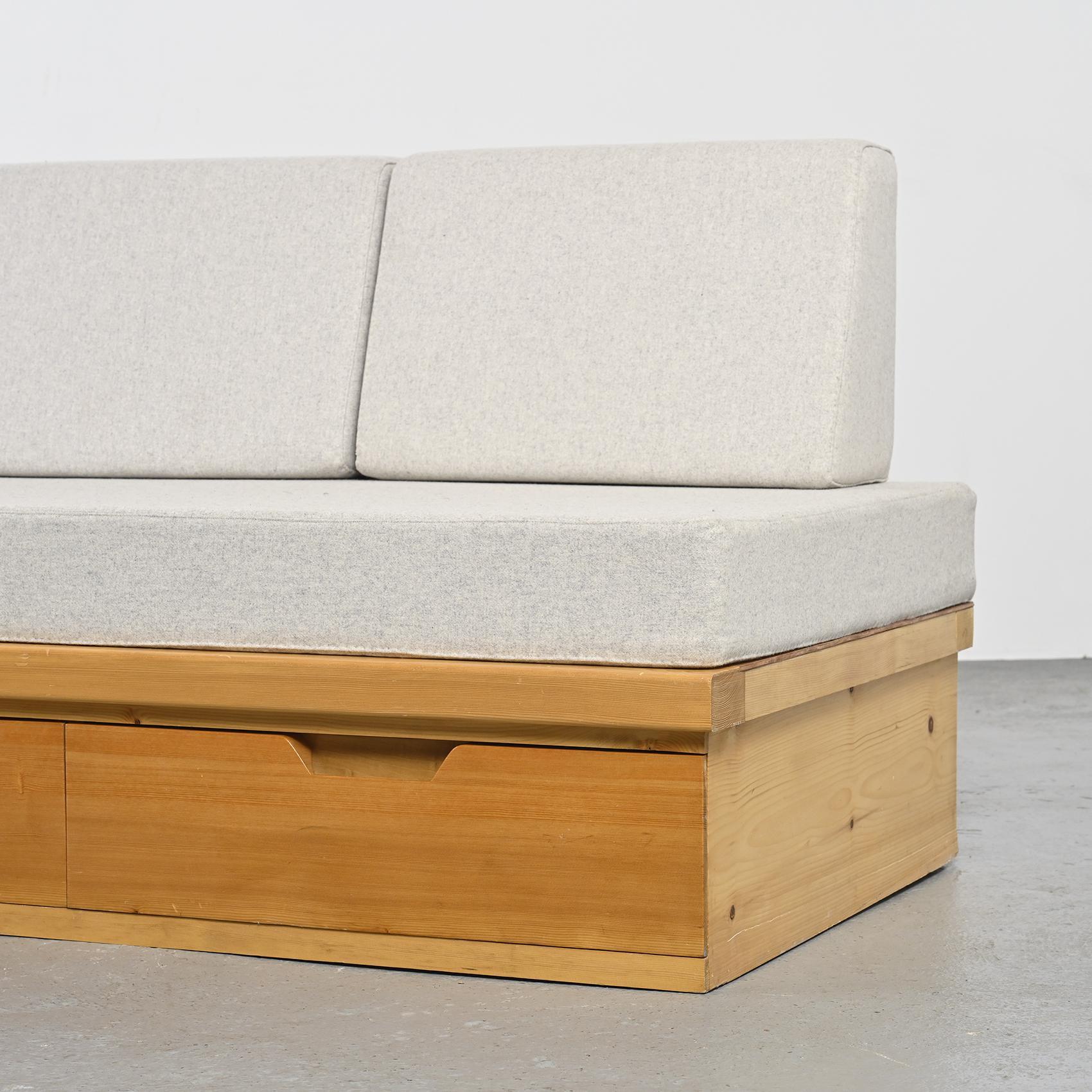 Pine Daybed by René Martin, Les Arcs 1600