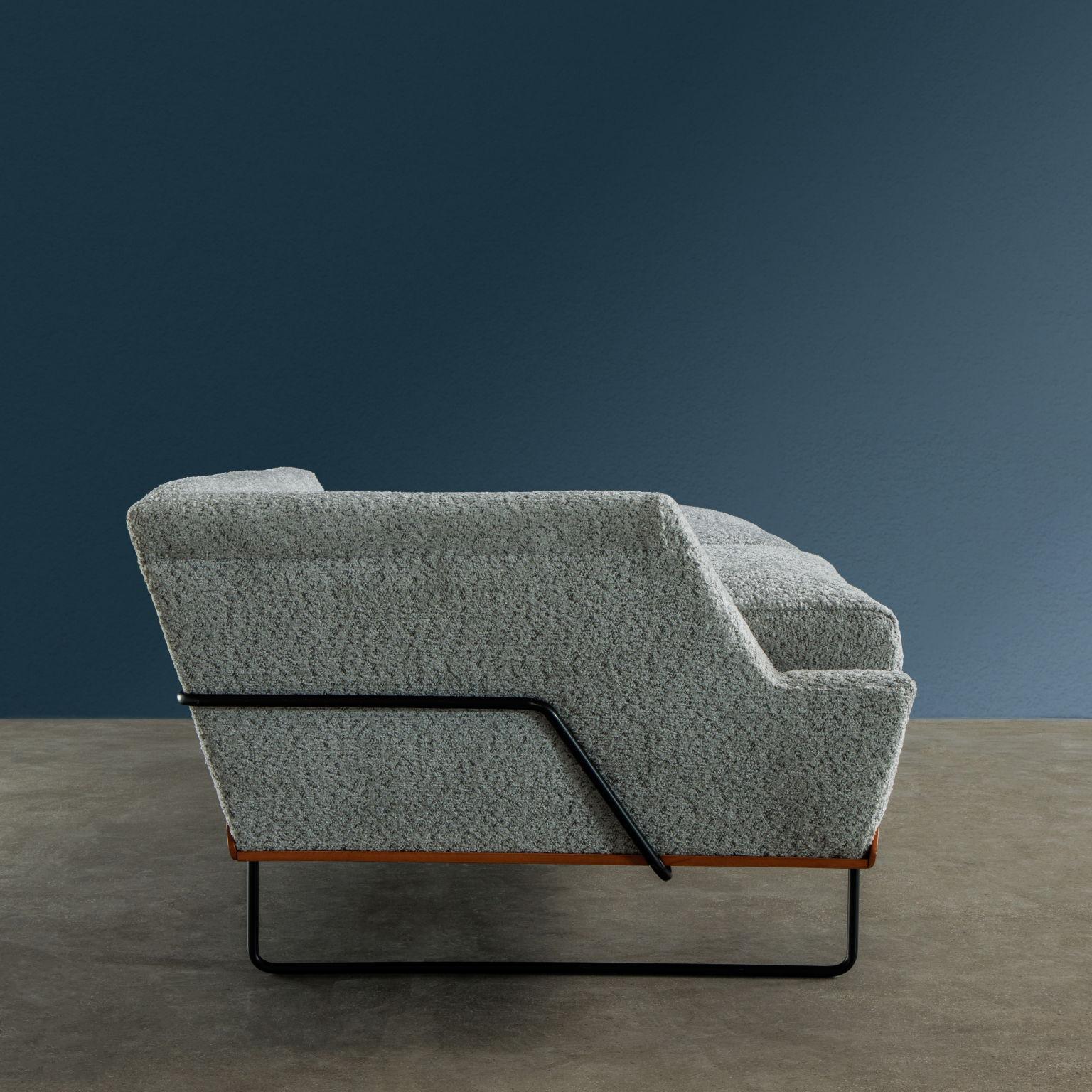 Mid-20th Century Daybed di Taichiro Nakai per La Permanente Mobili anni 50 restaurato For Sale