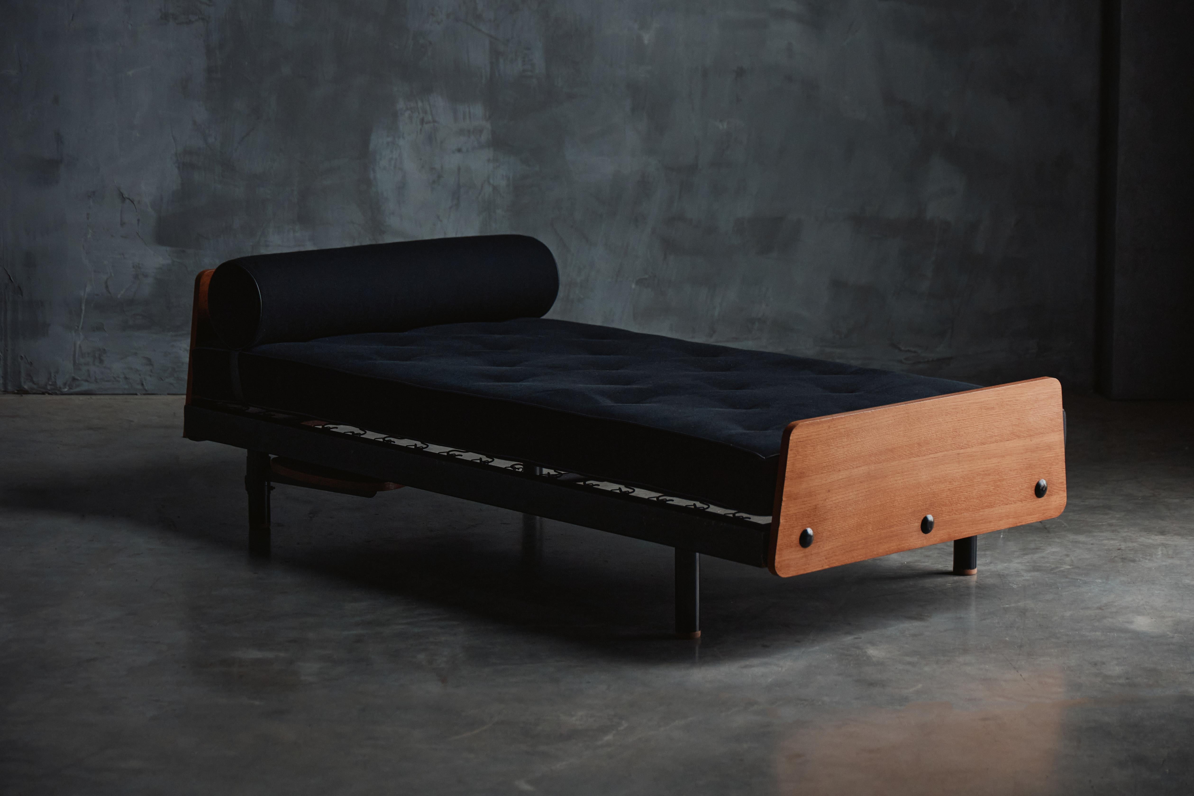 Daybed Flavigny de Jean Prouvé, Francia, años 50 en venta 12