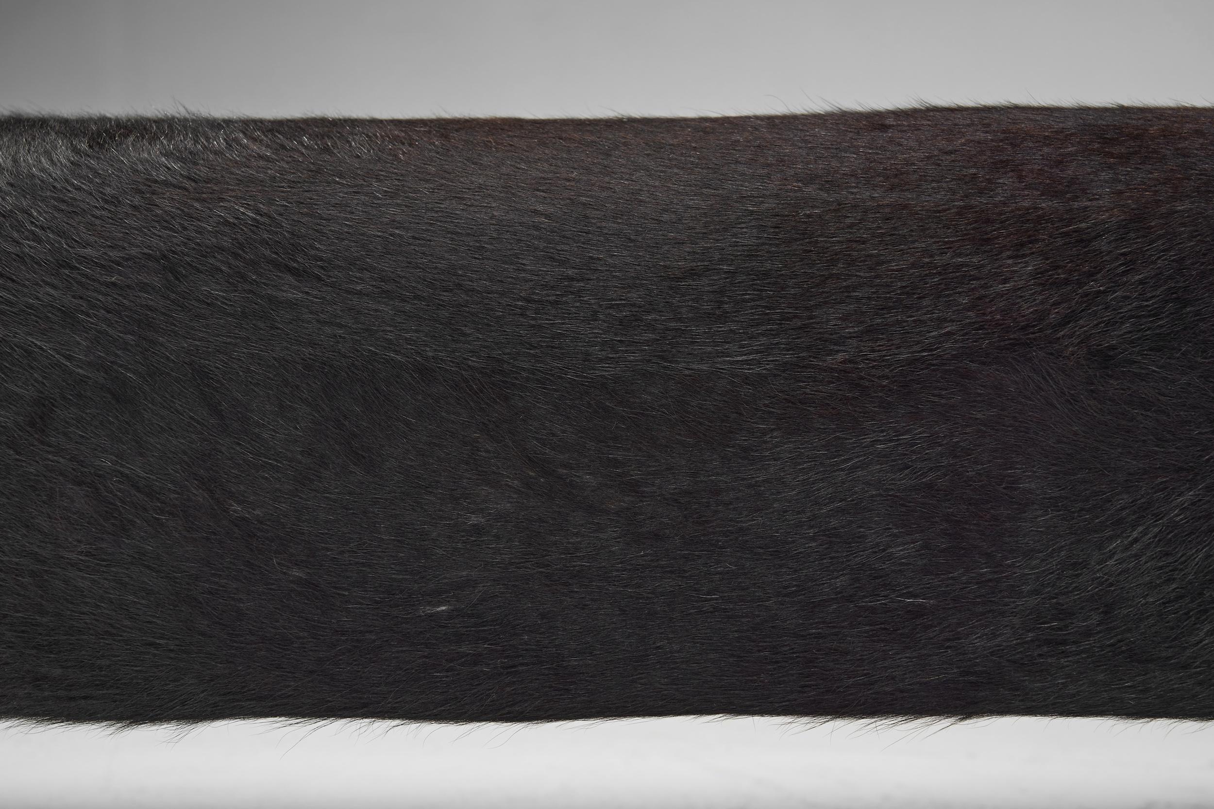 Daybed in Dark Ponyskin with Wooden Legs, Europe 1940s For Sale 4