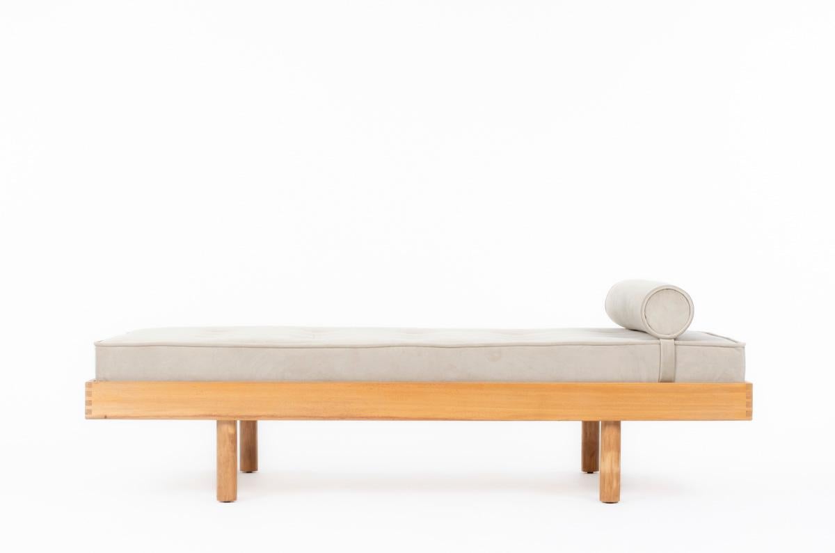 Daybed in elm 1980 In Good Condition For Sale In JASSANS-RIOTTIER, FR