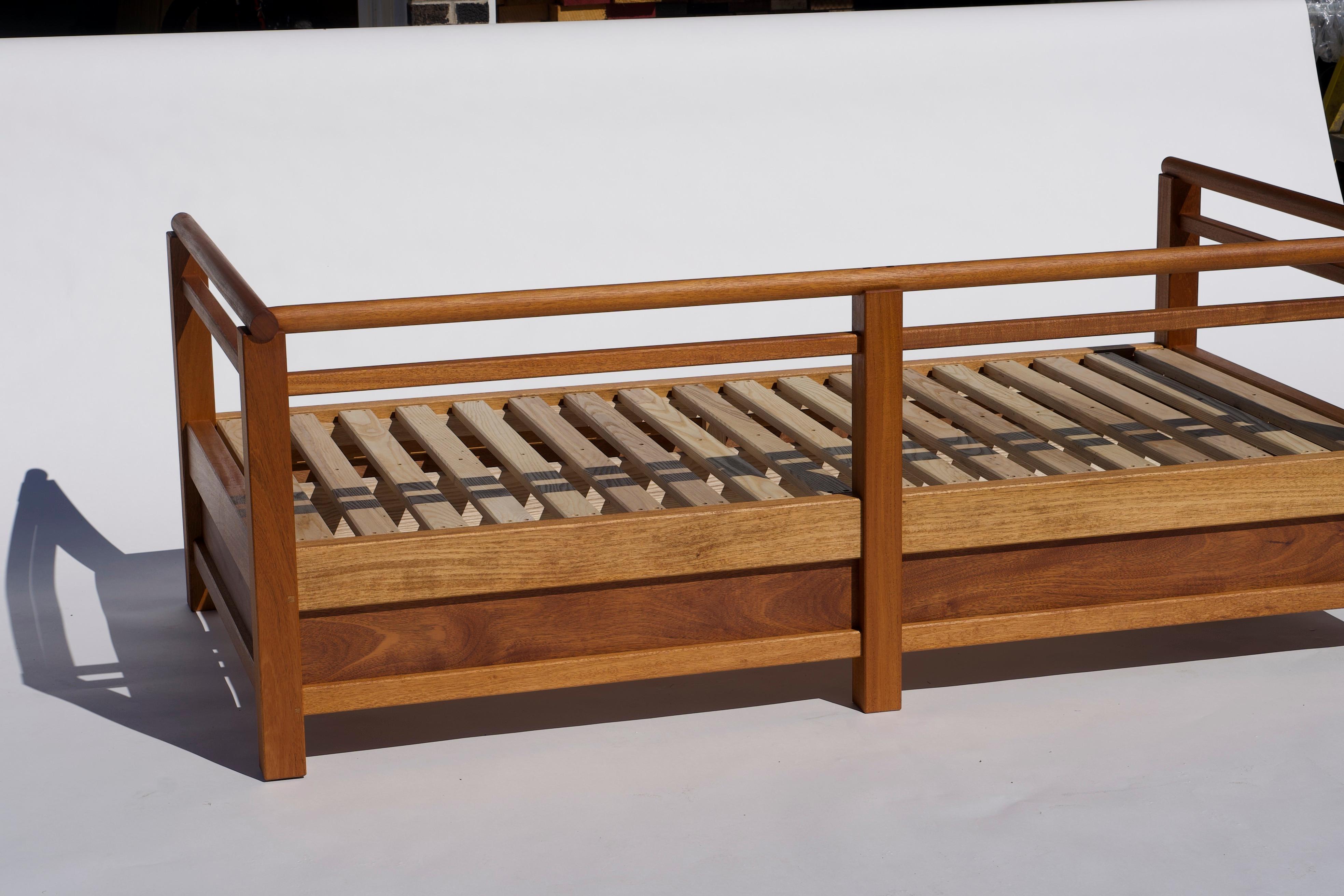 Oiled Daybed in Mahogany For Sale
