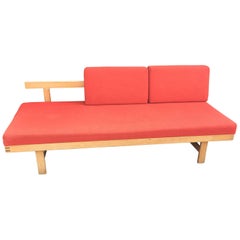 Daybed in Pine in the Style of  Charlotte Perriand, circa 1960