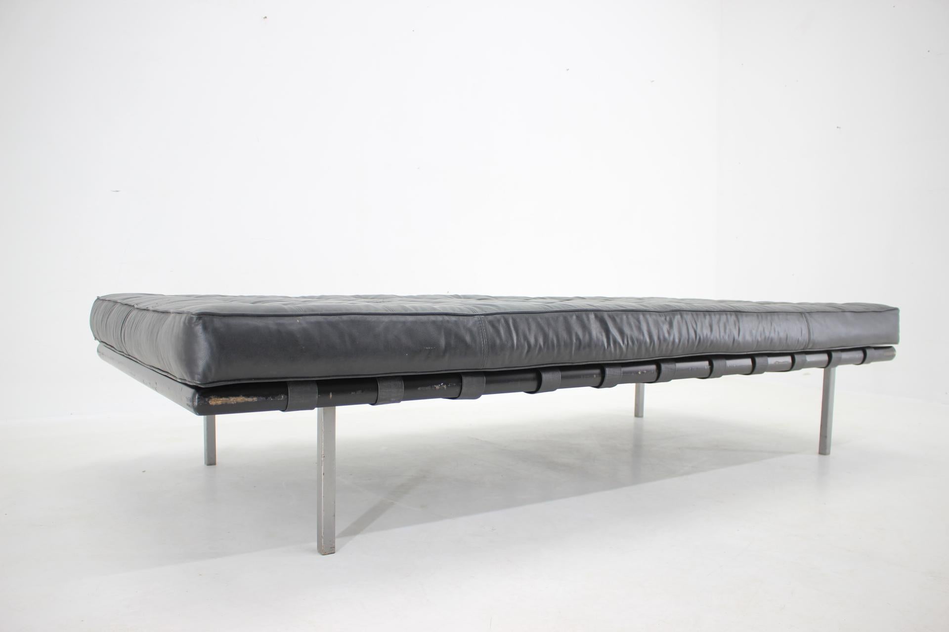 Daybed in Style of Ludwig Mies van der Rohe, Germany, 1970s For Sale 6