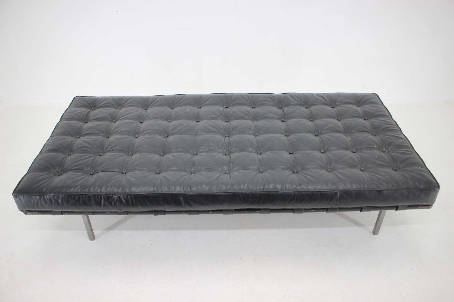 Daybed in Style of Ludwig Mies van der Rohe, Germany, 1970s For Sale 7