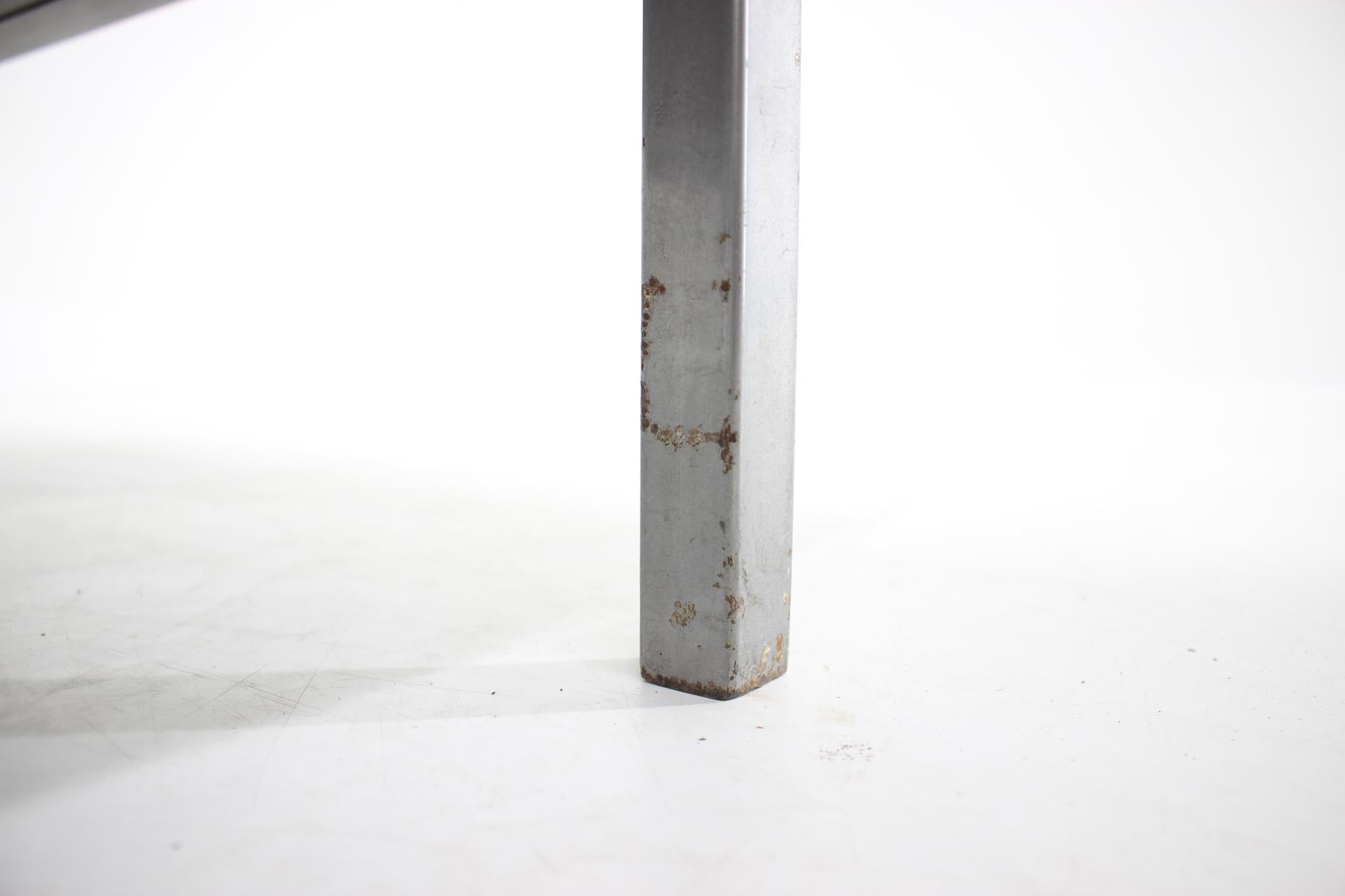 Lit de jour en style de  Ludwig Mies van der Rohe, Allemagne, années 1970 Bon état - En vente à Praha, CZ