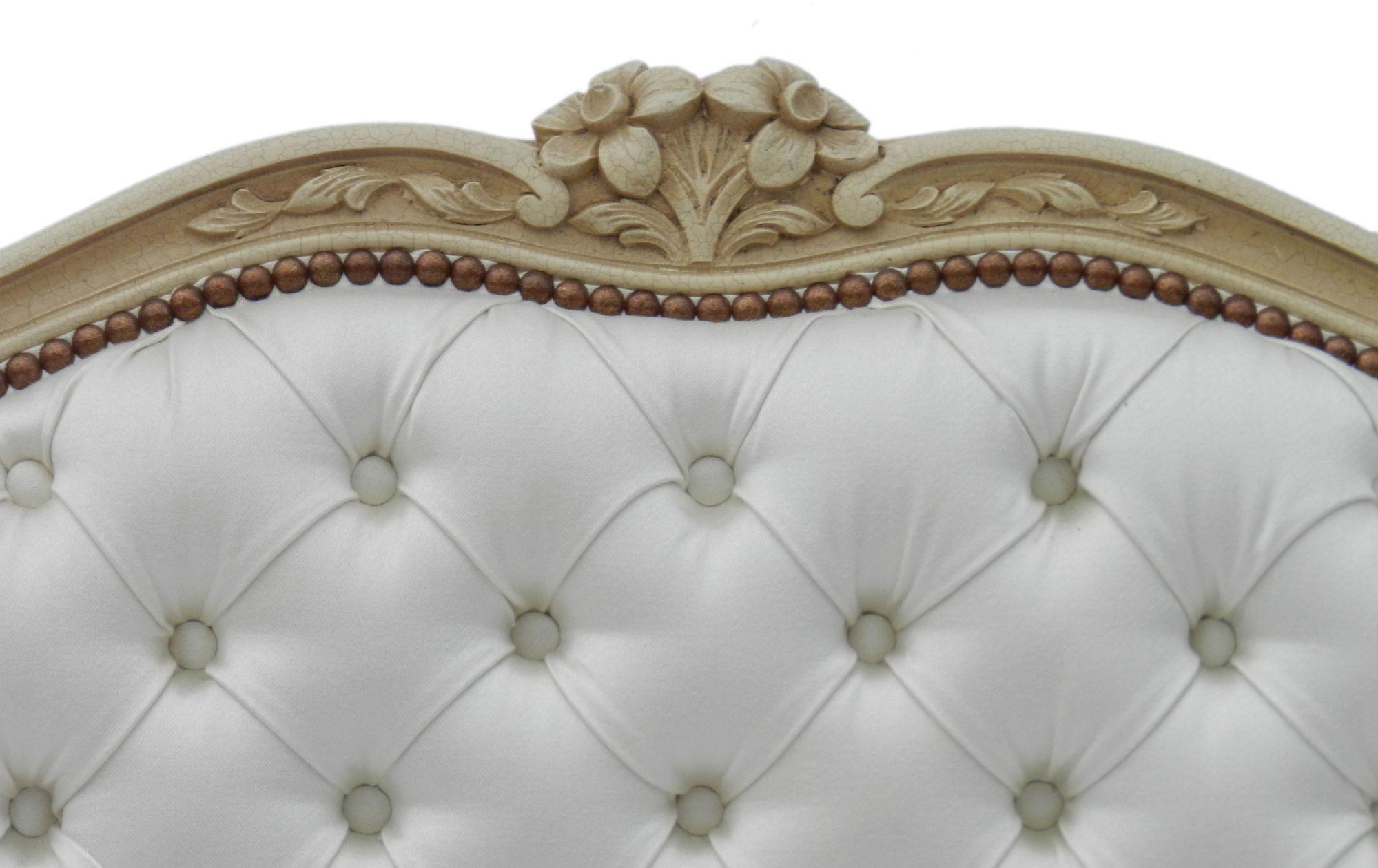 Louis XV Daybed or Single Bed Upholstered Button Back French Early 20th Century 