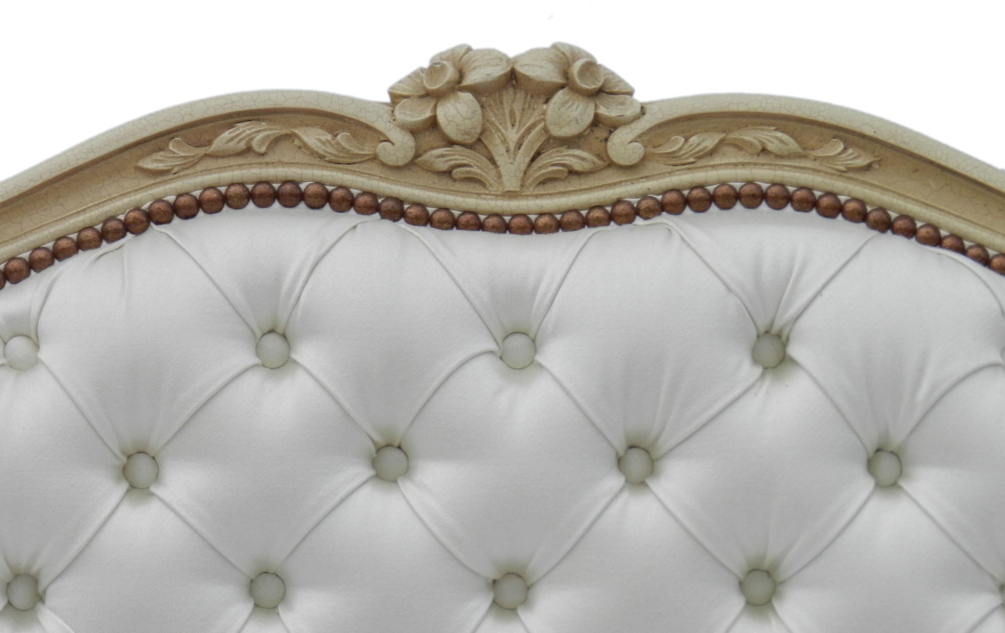 Daybed or Single Bed Upholstered Button Back French Early 20th Century For Sale 1