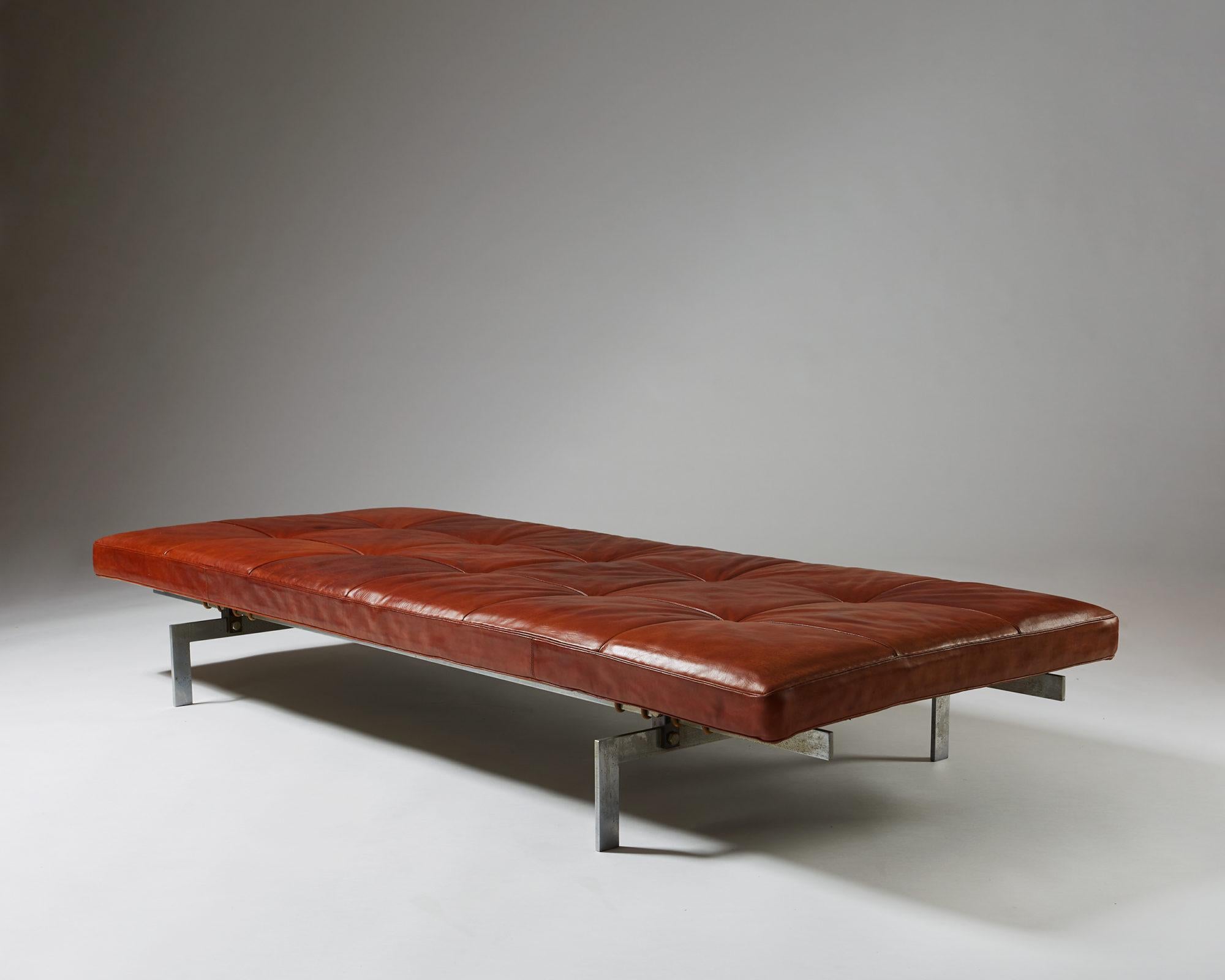 kjaerholm daybed