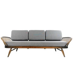 Daybed Sofa Designed by Lucian Ercolani and Manufactured by Ercol in England