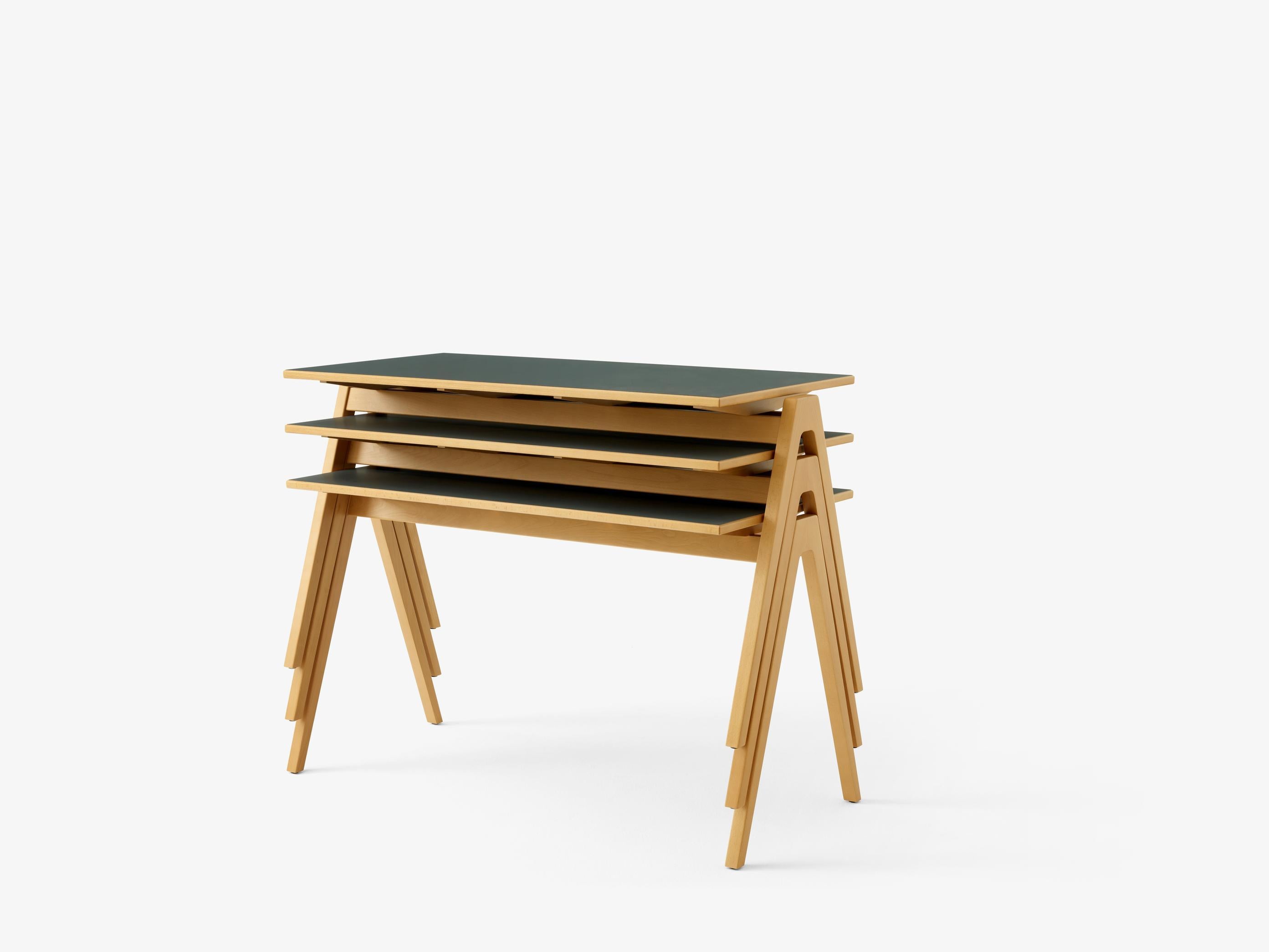 Daystak-Tisch – Buche und Fenix Nano-Laminat – von Robin Day für &Tradition im Zustand „Neu“ im Angebot in Dubai, AE