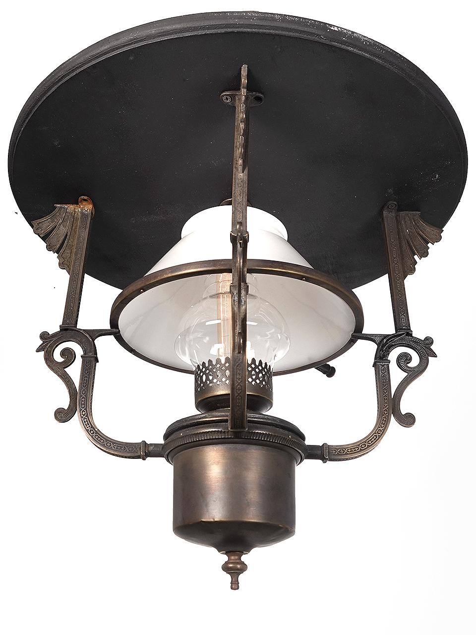Dayton Narrow Gauge Railroad Center Lamp In Good Condition In Peekskill, NY