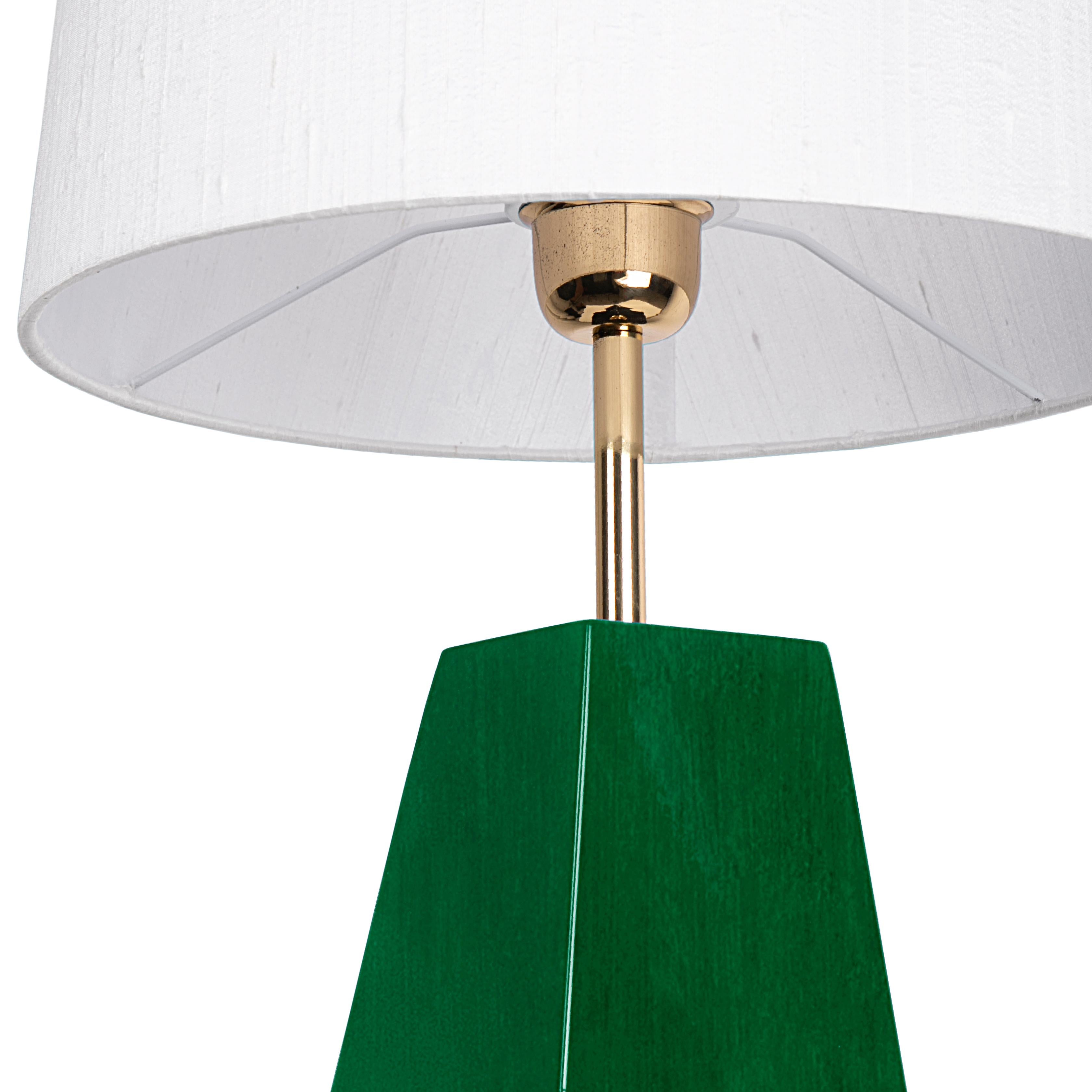 Contemporary Daytona High Green Table Lamp For Sale