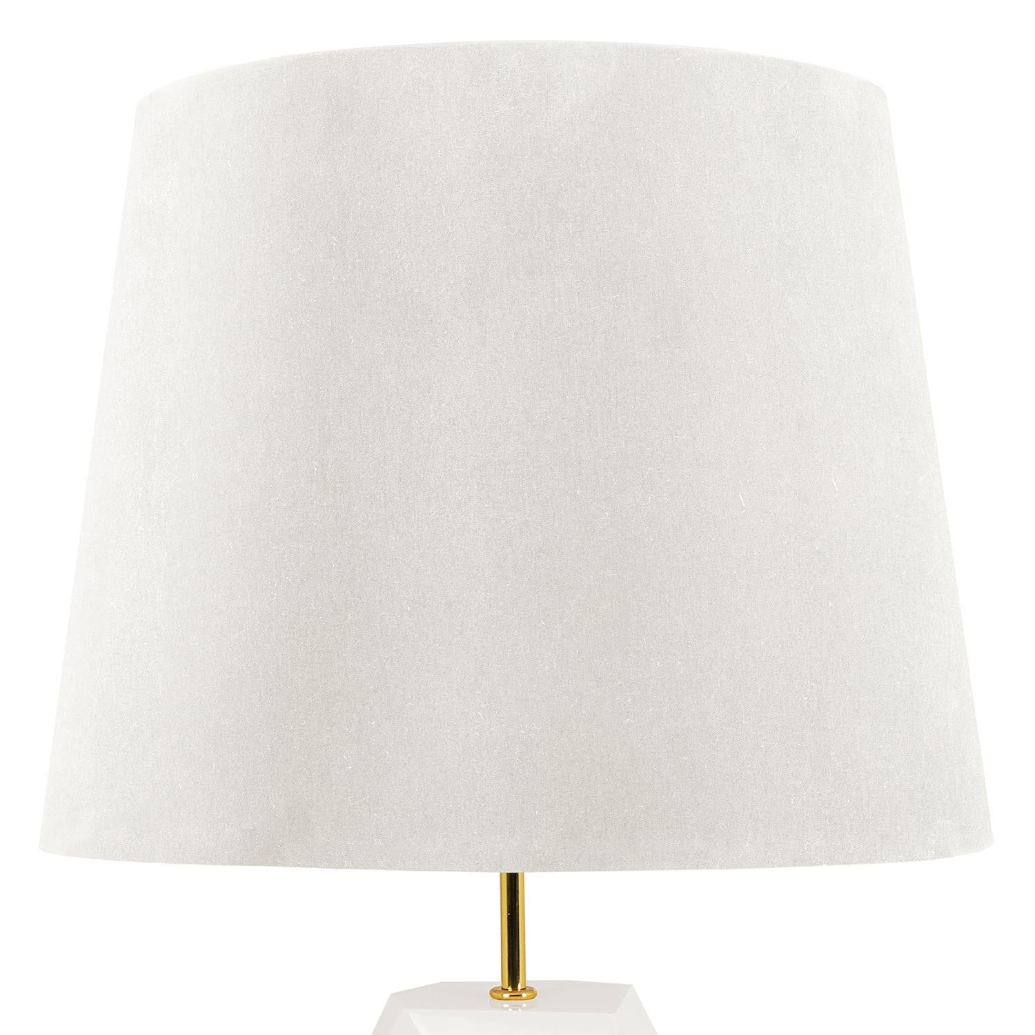 Gilt Daytona Medium White Table Lamp For Sale