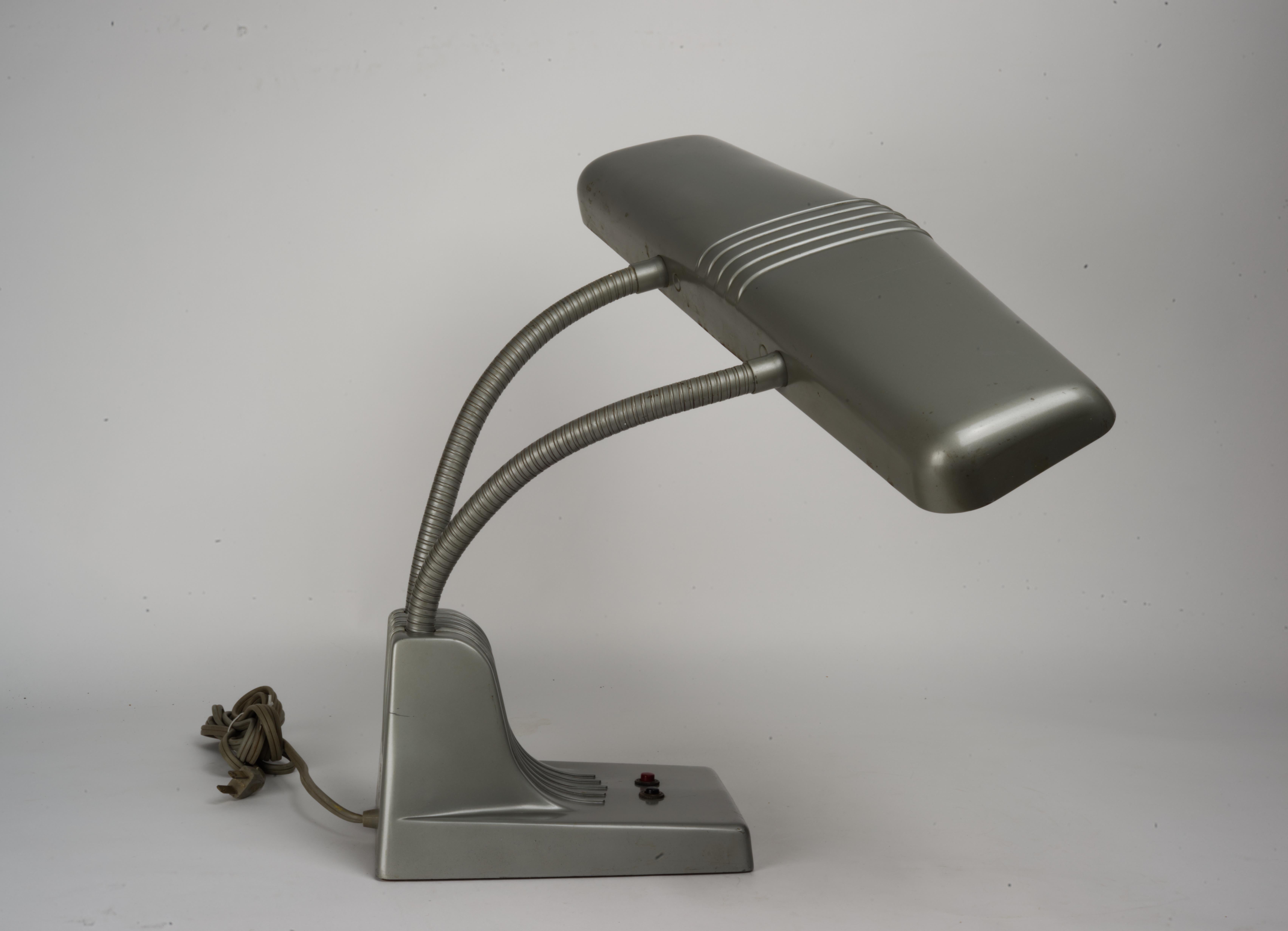 Enameled Dazor  1000 Industrial Desk Lamp 1950-1960s For Sale