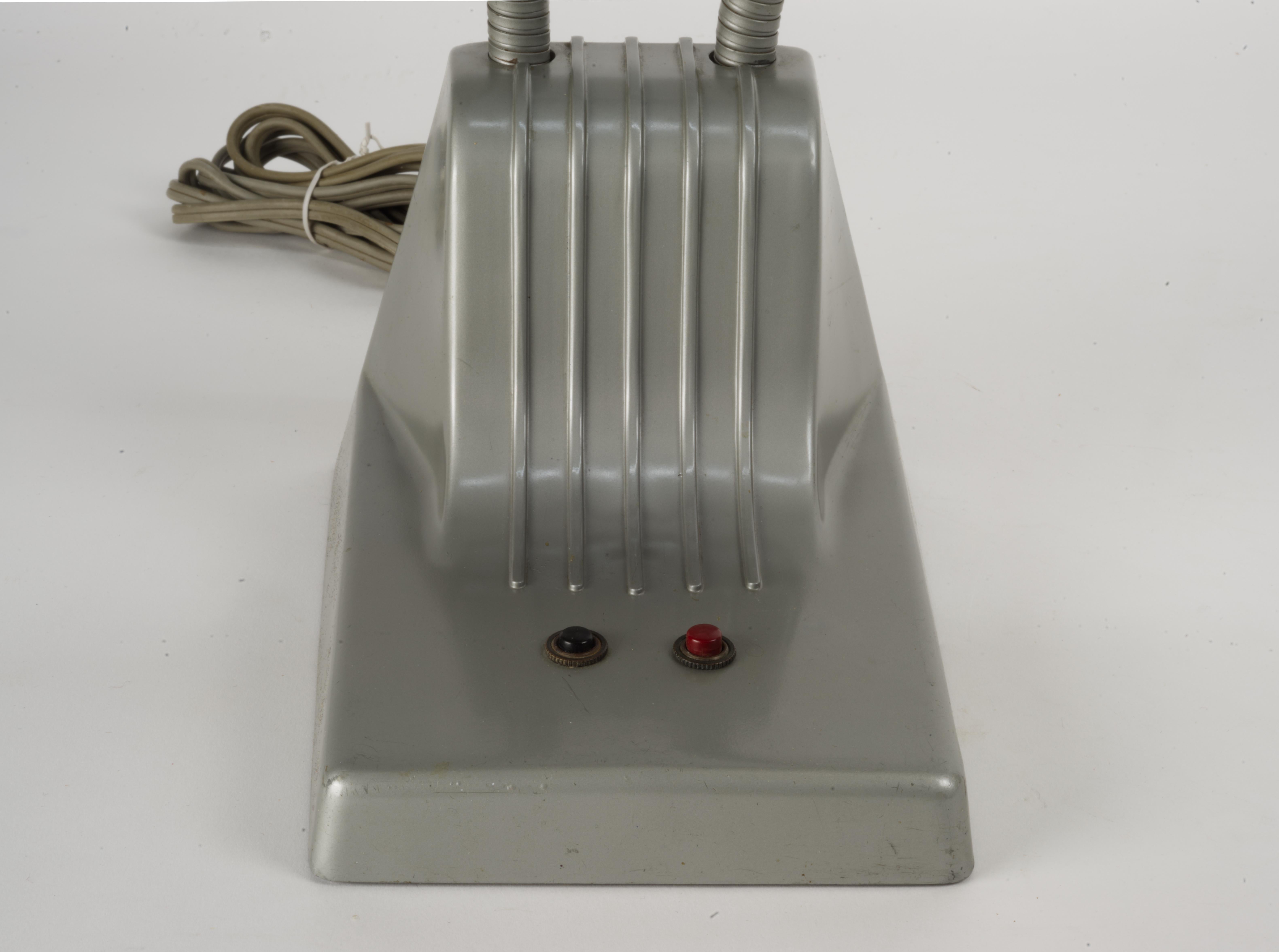 Steel Dazor  1000 Industrial Desk Lamp 1950-1960s For Sale