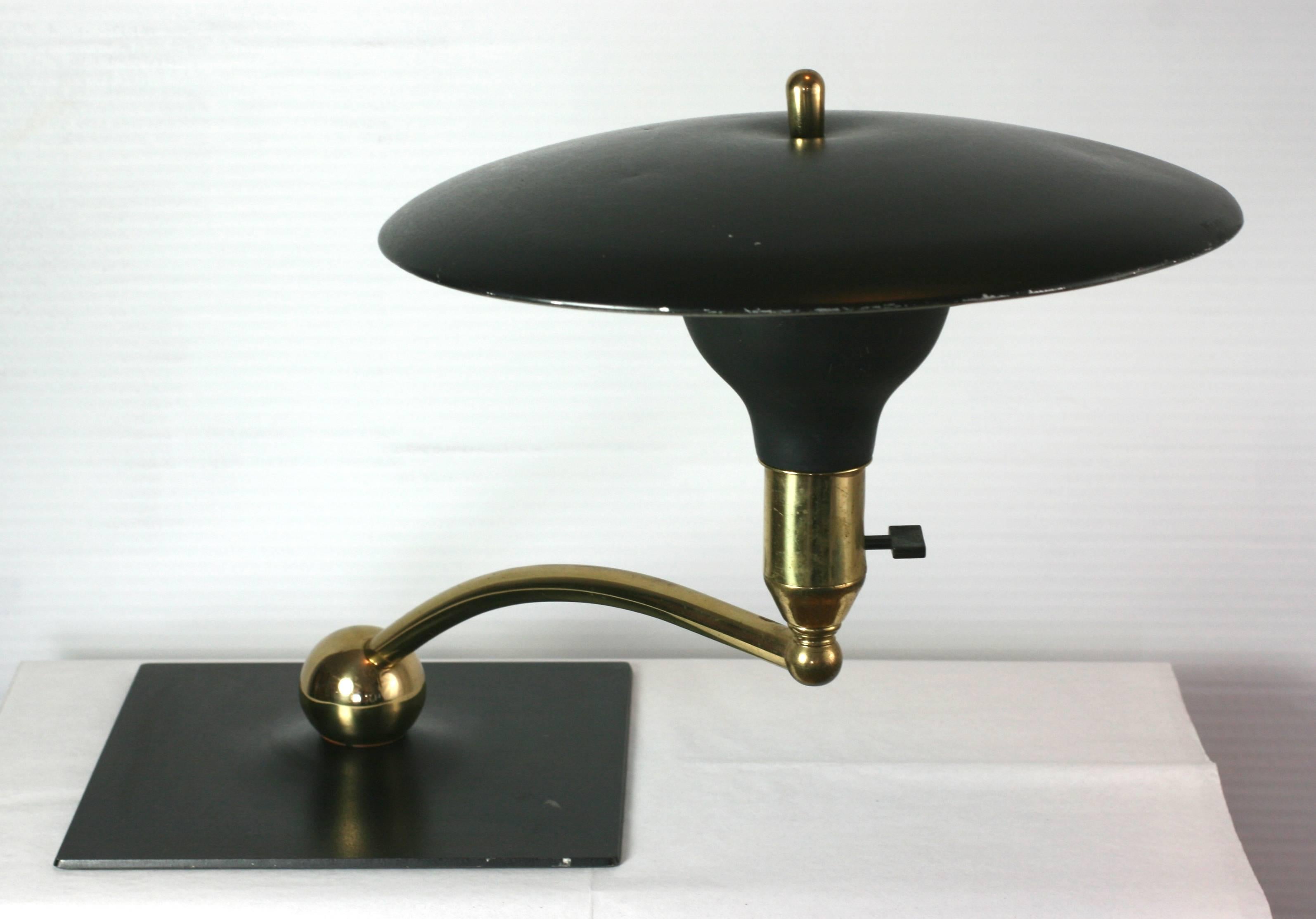 Mid-Century Modern Lampe pivotante Dazor mi-siècle moderne en vente