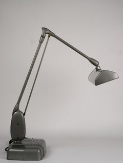 Dazor UL-P 2324-26 Industrial Floating Desk Lamp. 1950s.