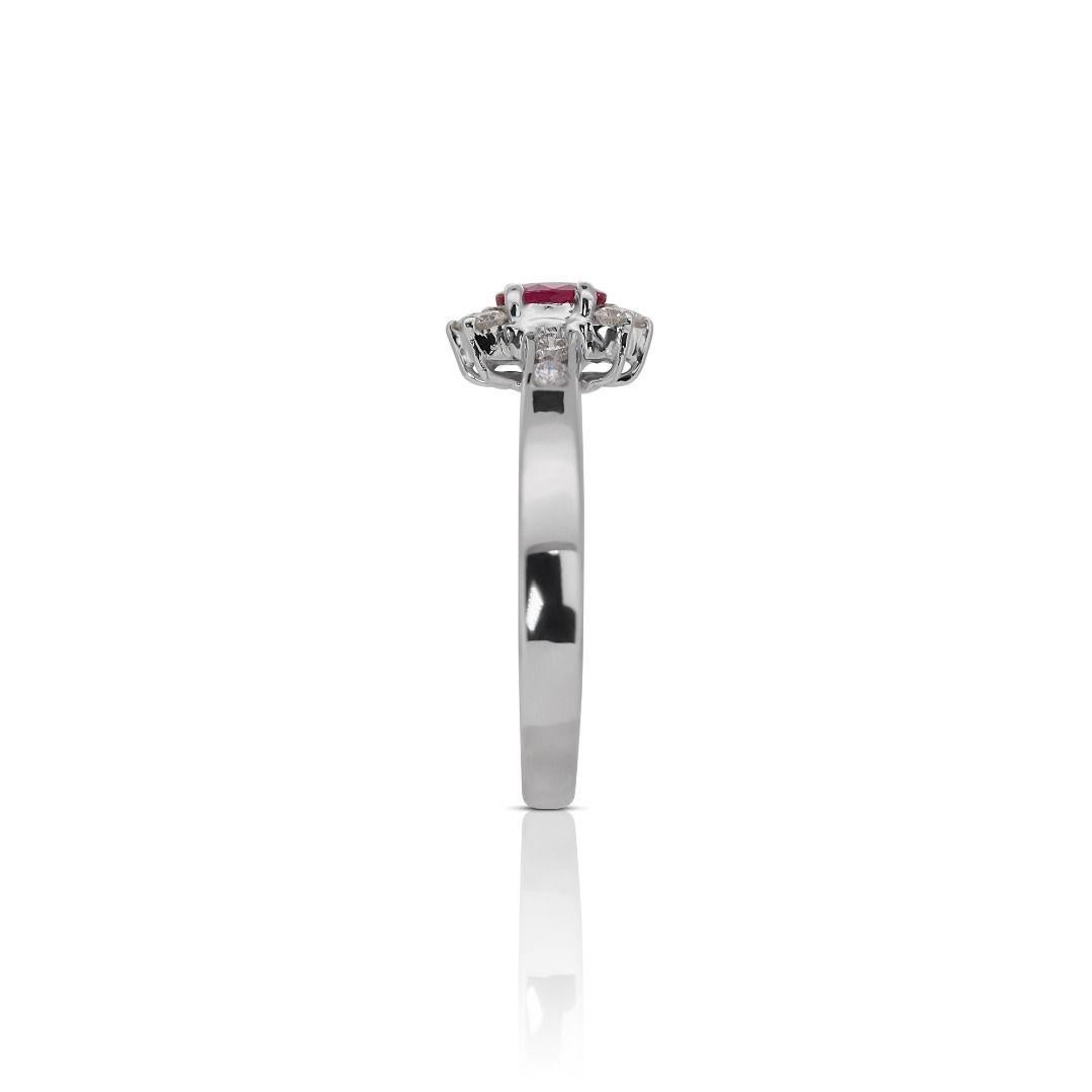 Dazzling 0.25ct Pave Diamond Ring with Ruby Center Stone For Sale 1