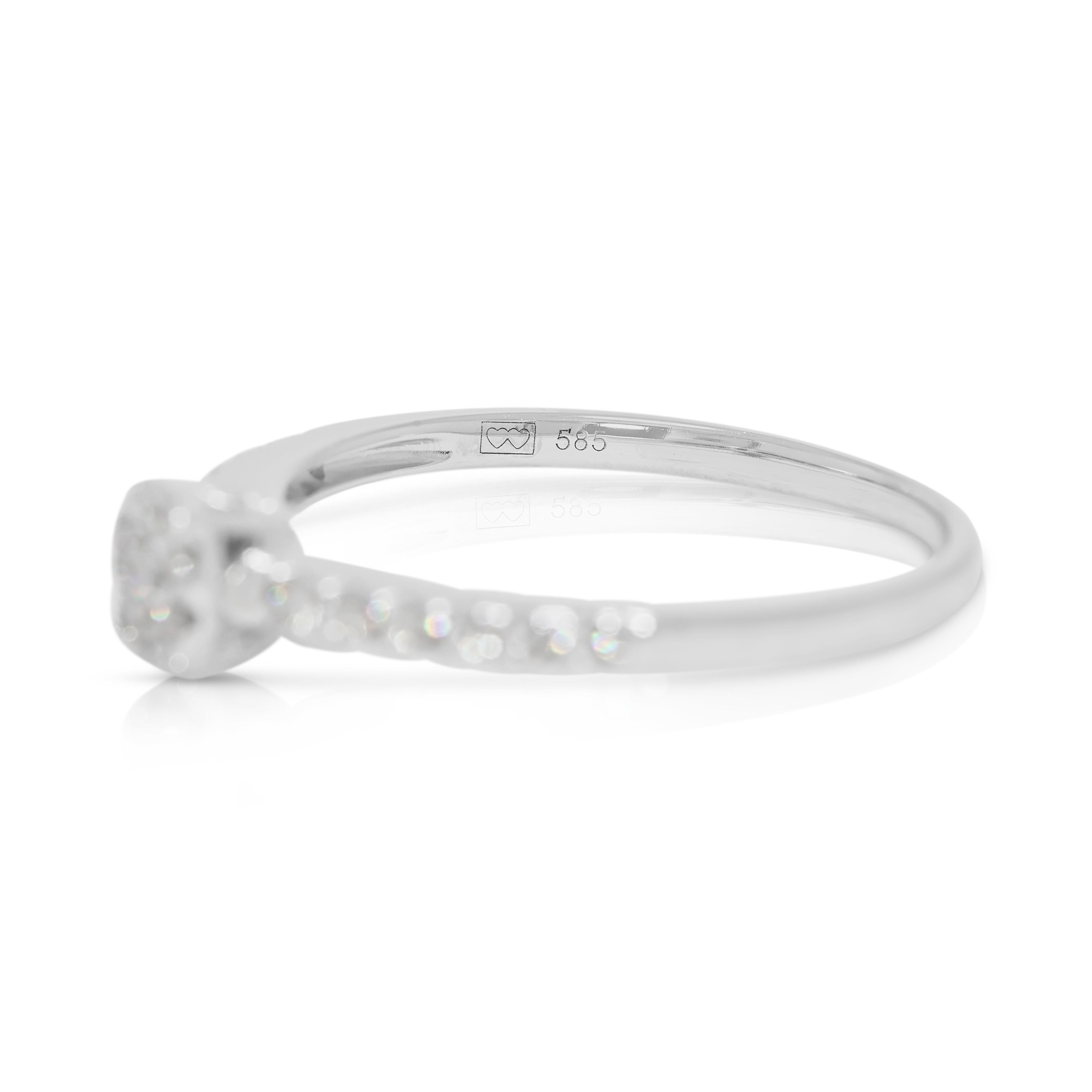 Deslumbrante Anillo Pavé de Diamantes Brillantes Redondos Naturales de 0,28 quilates en Oro Blanco de 14 quilates Corte redondo en venta