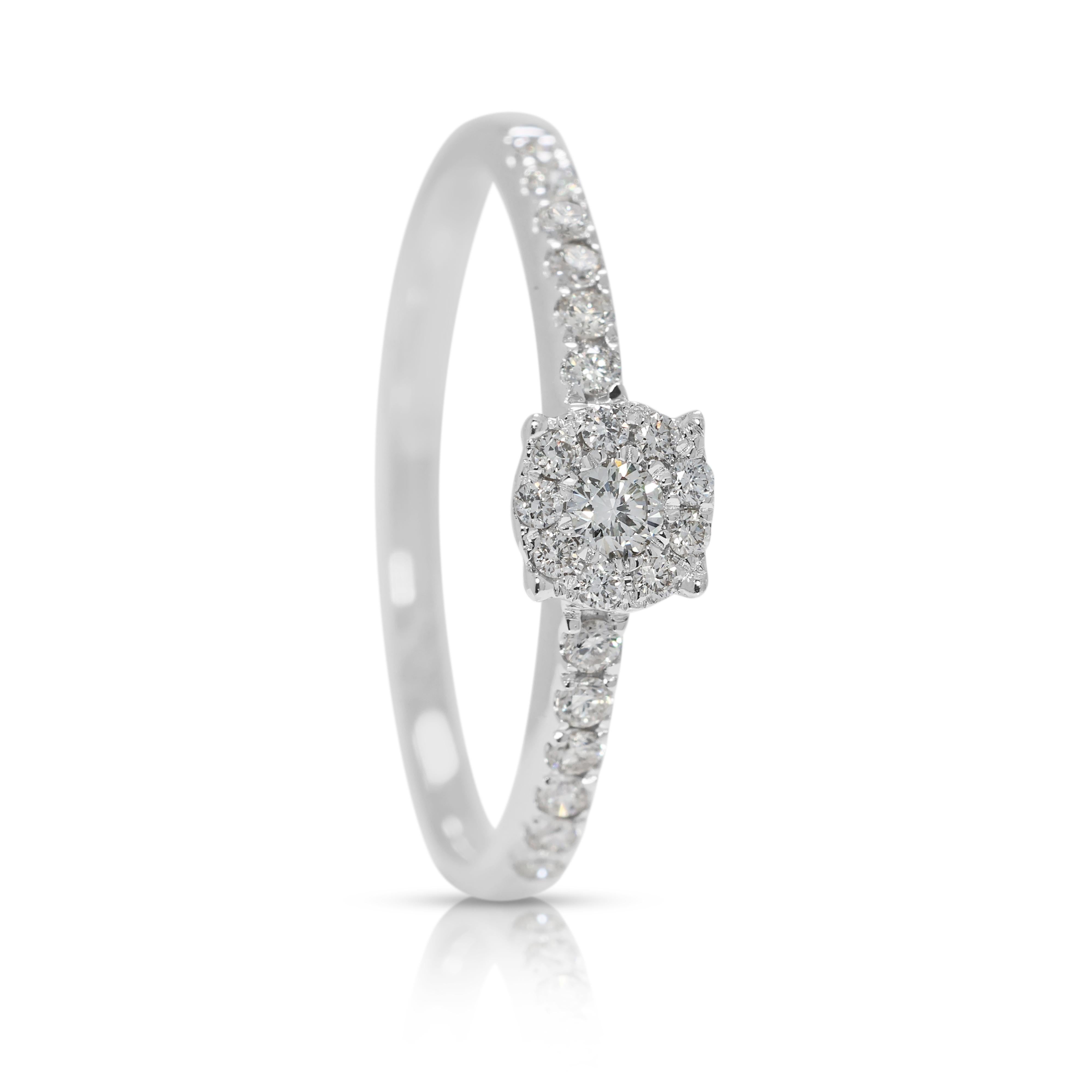 Deslumbrante Anillo Pavé de Diamantes Brillantes Redondos Naturales de 0,28 quilates en Oro Blanco de 14 quilates en venta 1