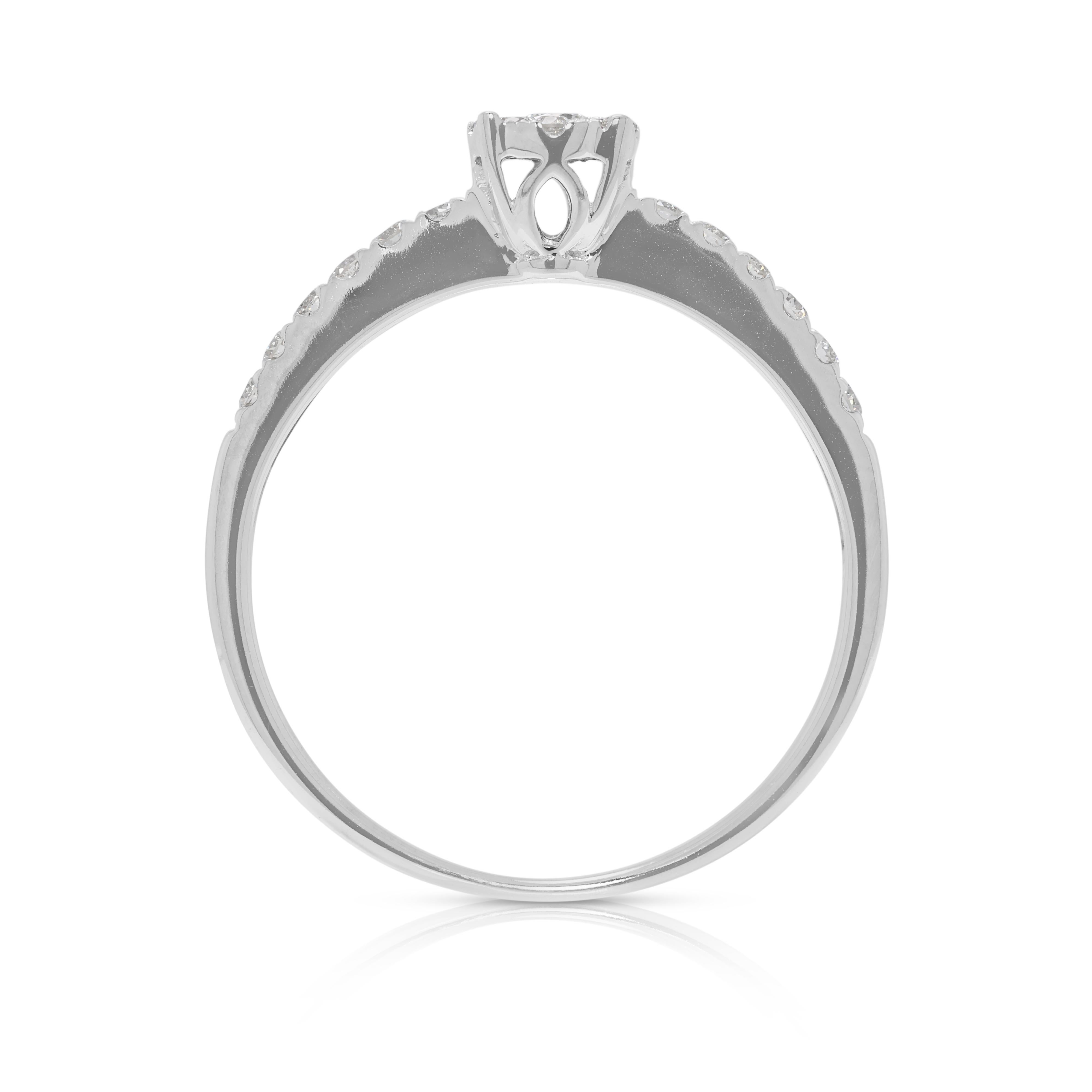 Deslumbrante Anillo Pavé de Diamantes Brillantes Redondos Naturales de 0,28 quilates en Oro Blanco de 14 quilates en venta 2