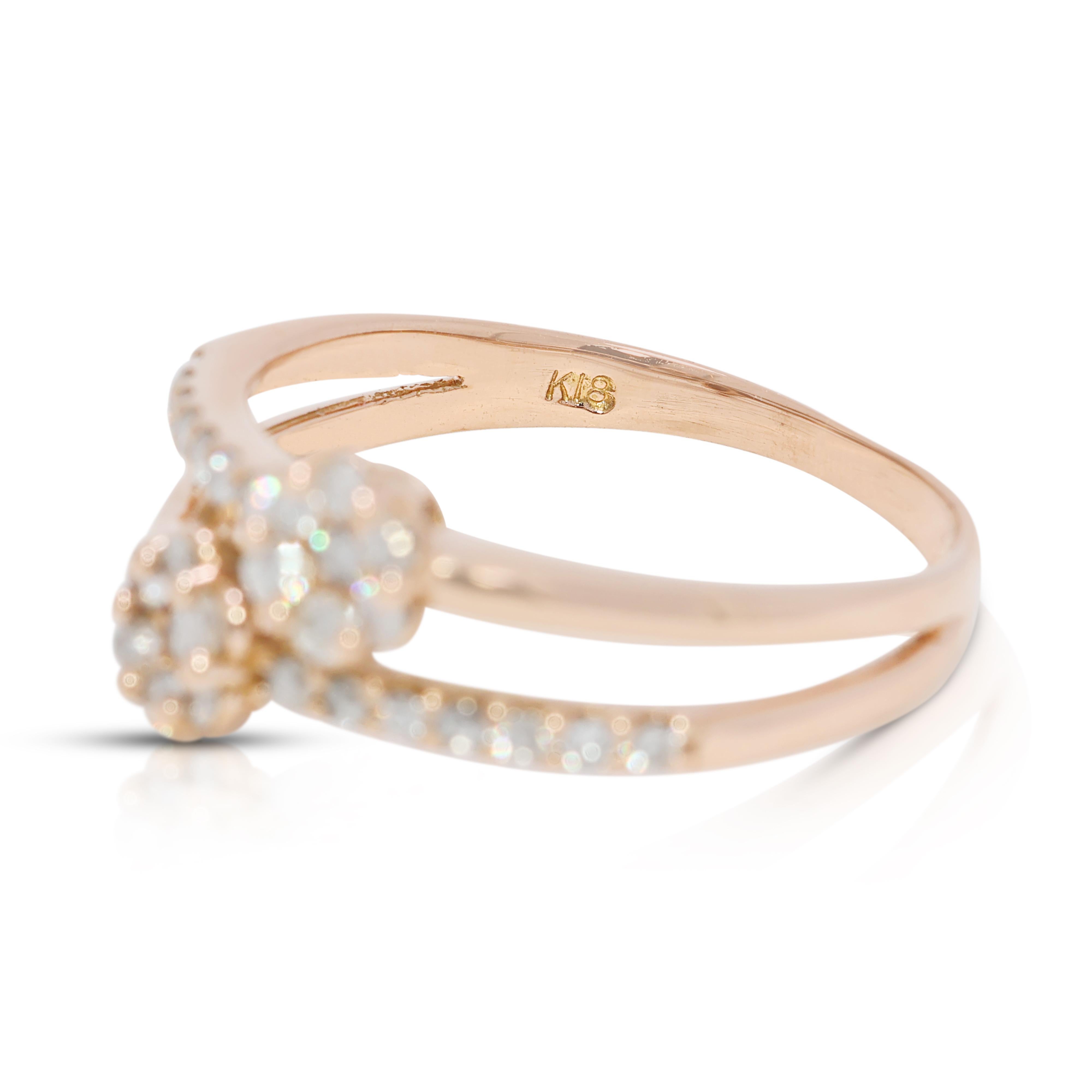 Taglio rotondo Abbagliante  Anello con diamante naturale da 0,42 carati con gambo diviso in oro rosa 18 carati in vendita