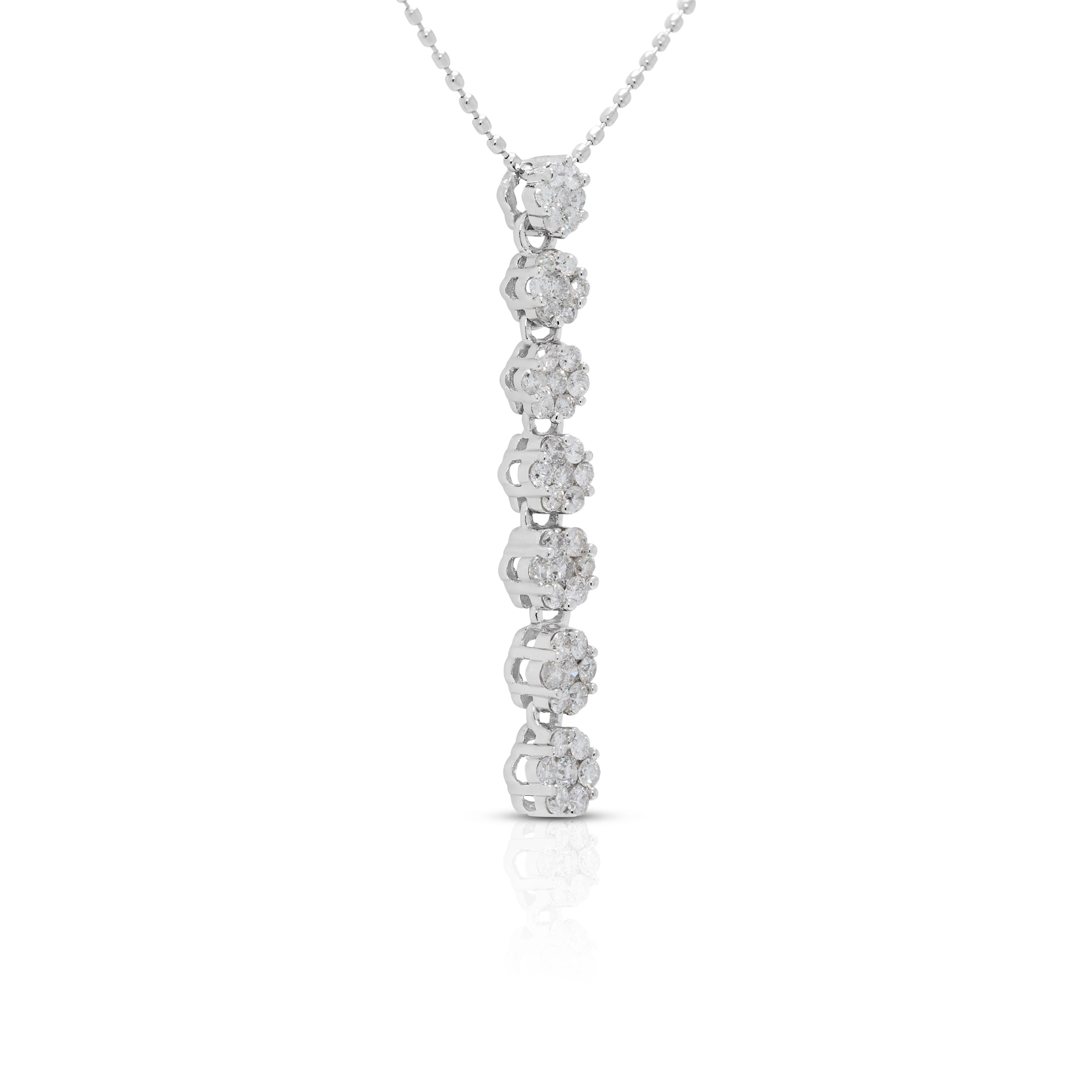 Schillernder 0,5ct Journey-Style Diamant-Anhänger mit Kette aus 18K Weißgold im Zustand „Neu“ im Angebot in רמת גן, IL