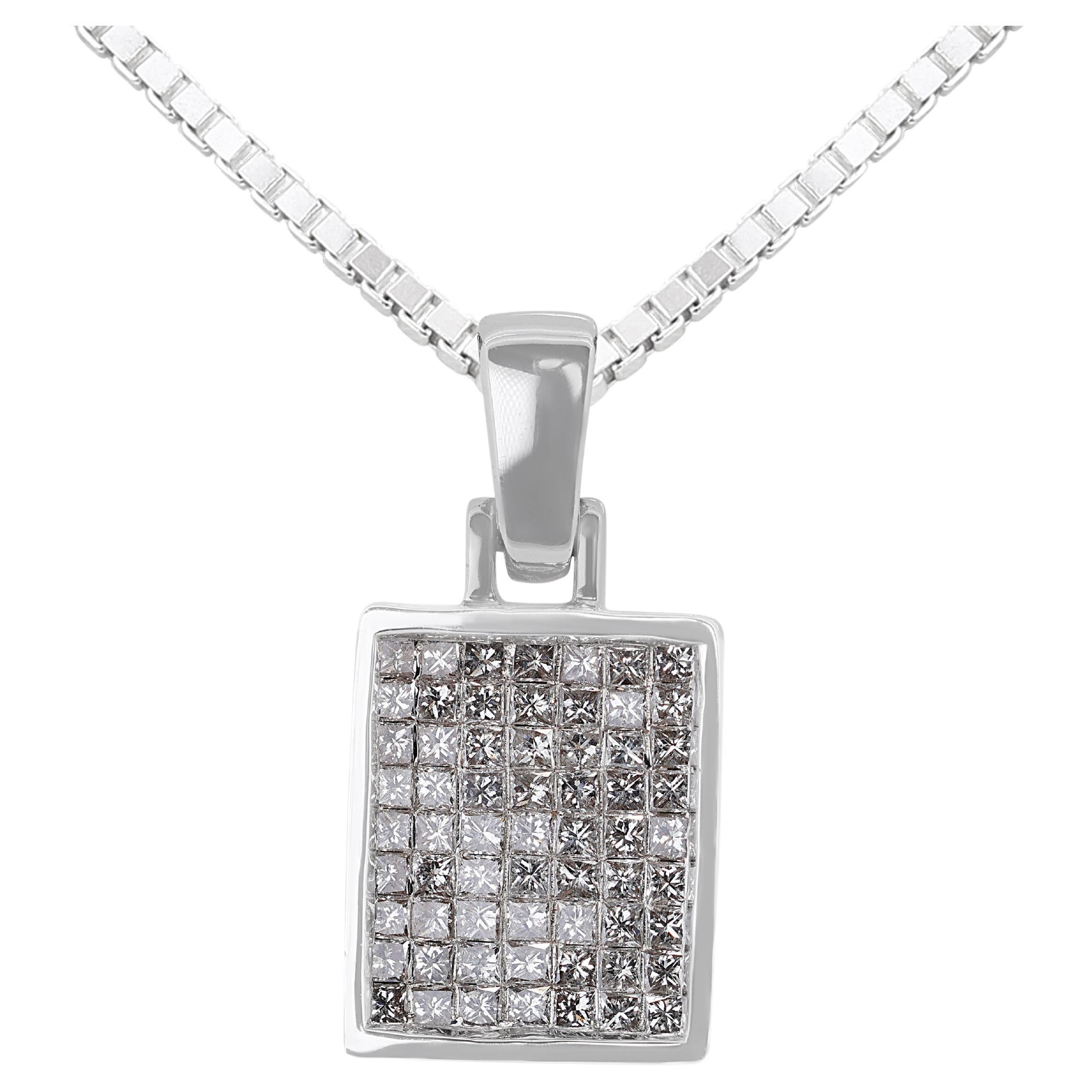 Dazzling 0.63ct Diamonds Pendant in 18K White Gold - (Chain Not Included) For Sale