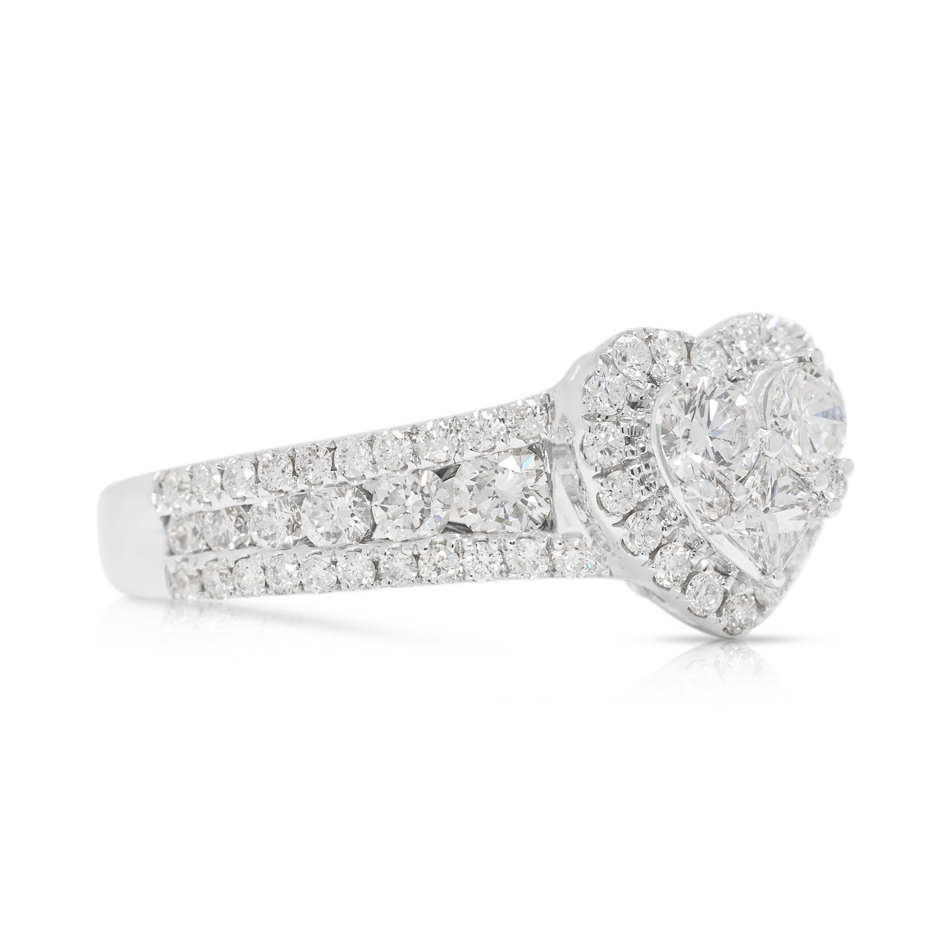 Schillernder 0,66ct natürlicher Diamant Herz Cluster Ring in 18K Weißgold (Carréschliff) im Angebot