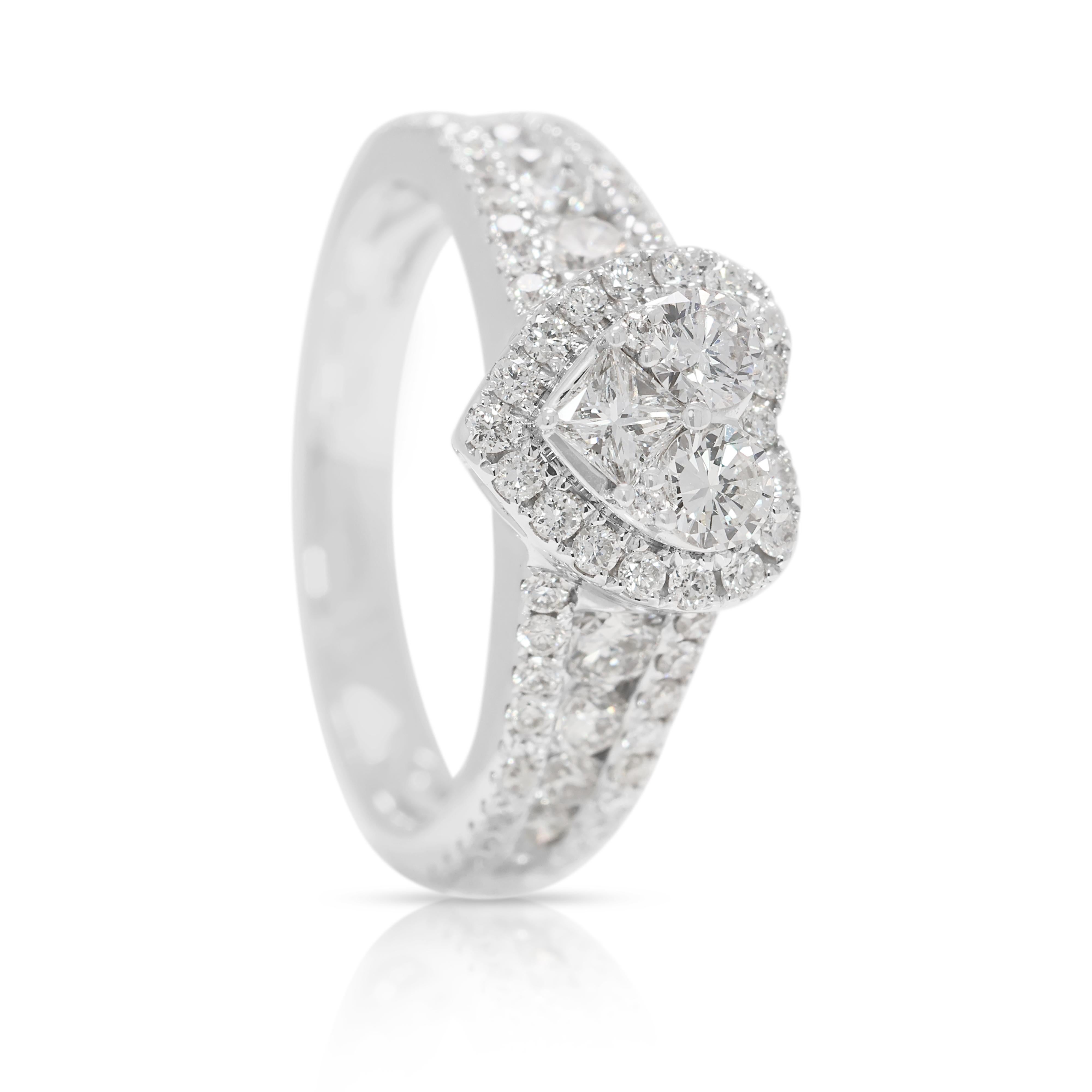 Schillernder 0,66ct natürlicher Diamant Herz Cluster Ring in 18K Weißgold Damen im Angebot
