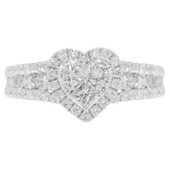 Schillernder 0,66ct natürlicher Diamant Herz Cluster Ring in 18K Weißgold