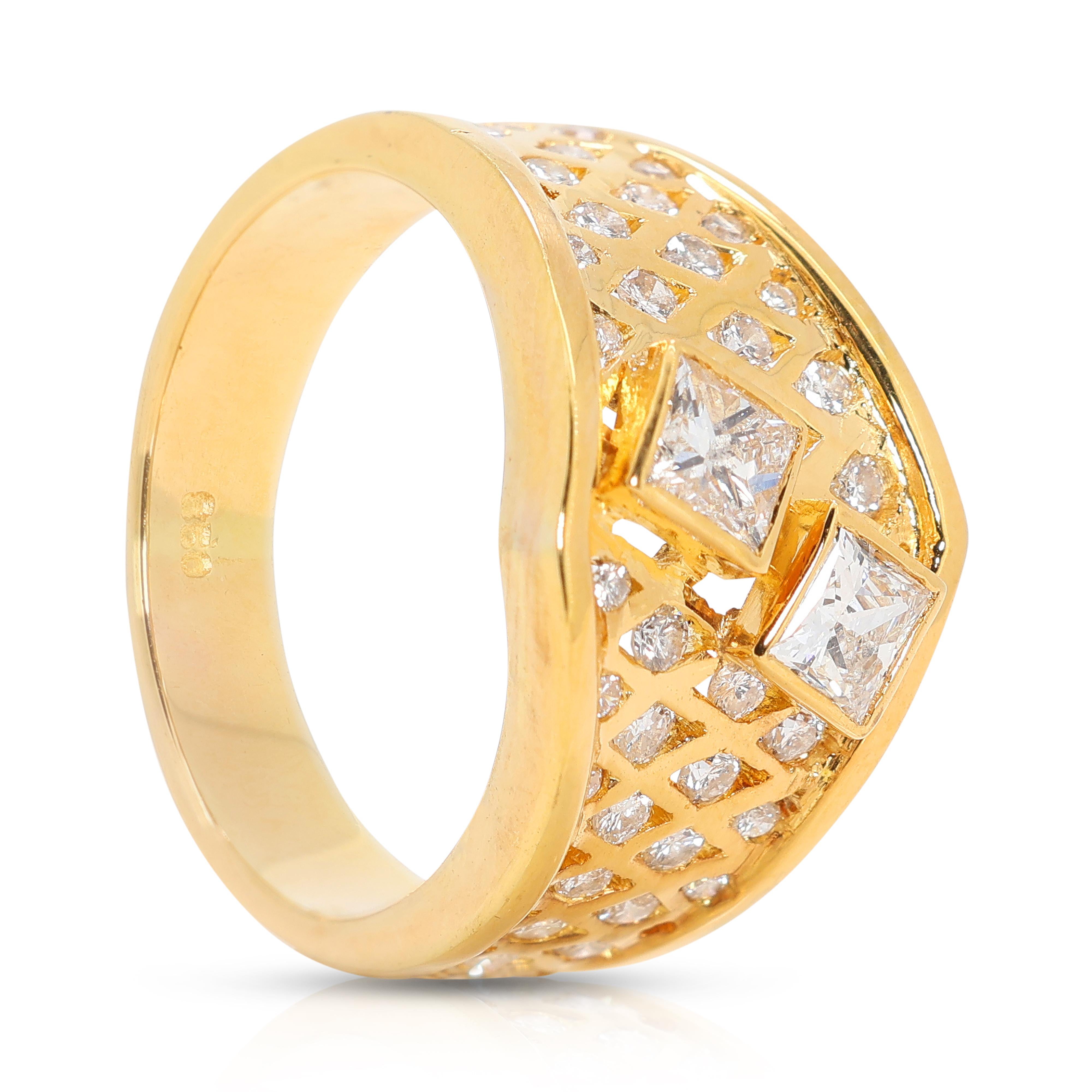 Princess Cut Dazzling 0.72 Mixed-Cut Natural Diamond Ring in 20K Yellow Gold