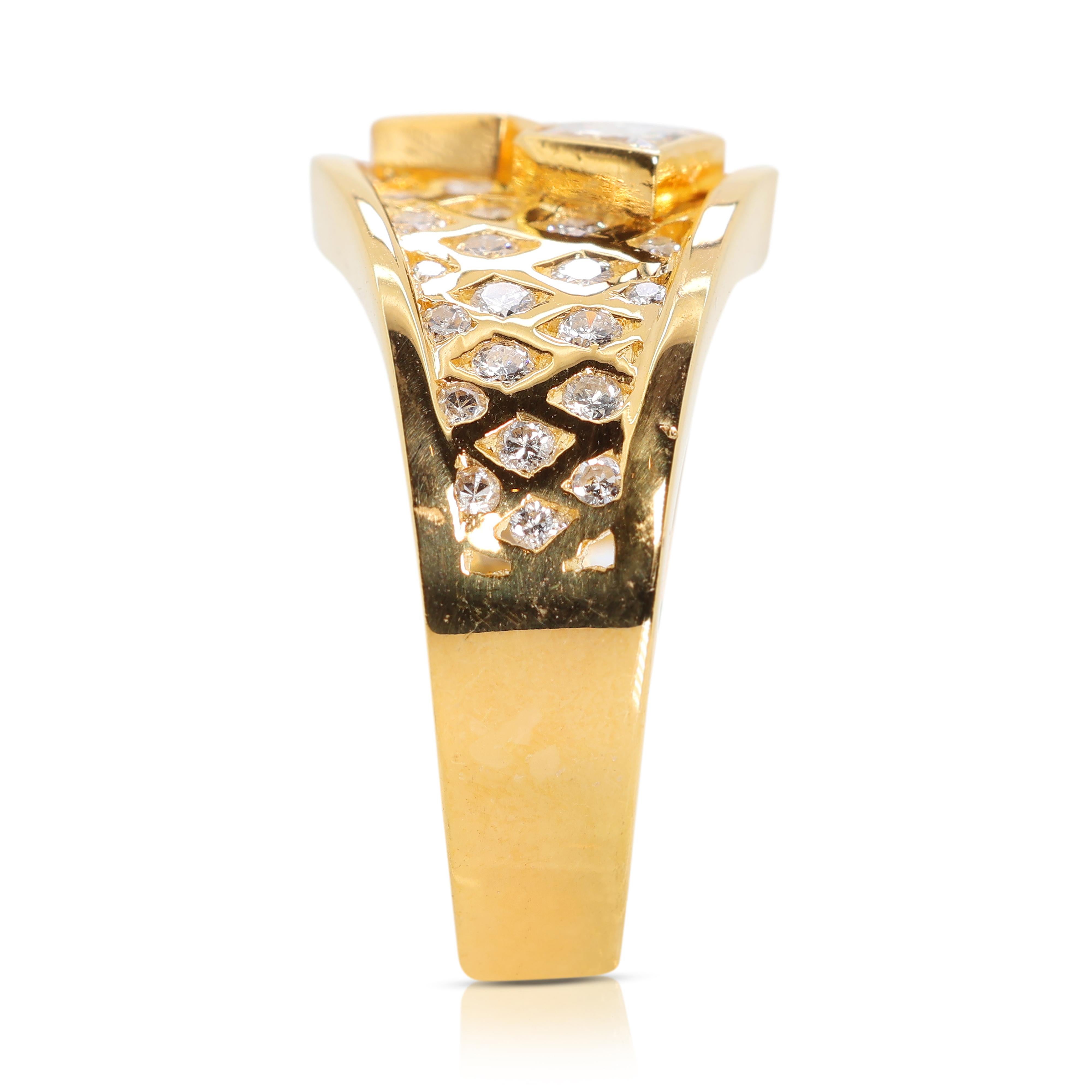 Women's Dazzling 0.72 Mixed-Cut Natural Diamond Ring in 20K Yellow Gold