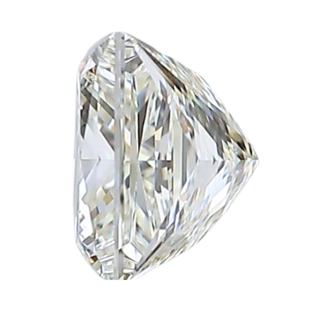 Square Cut Dazzling 0.76ct Ideal Cut Natural Diamond - GIA Certified For Sale