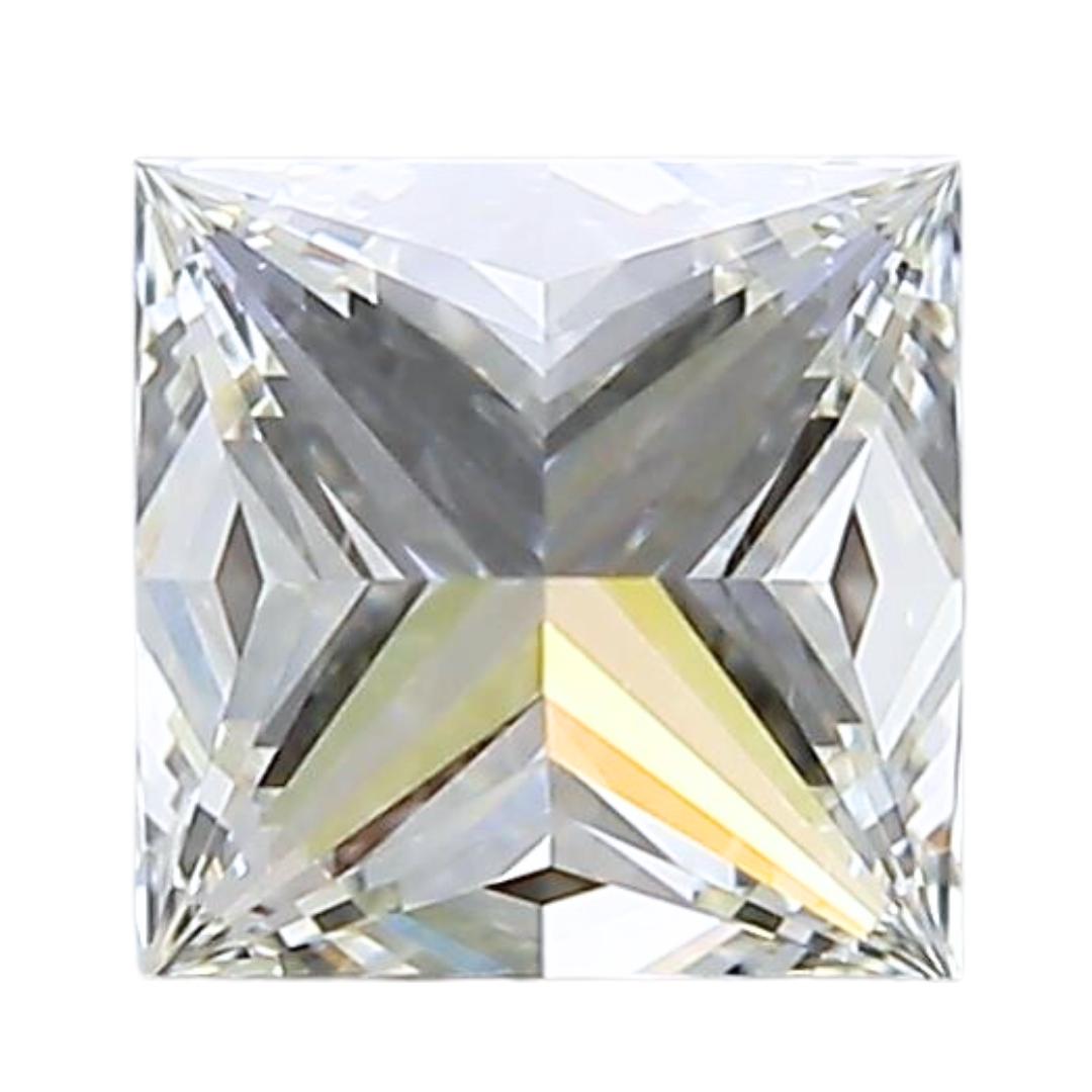 Women's Dazzling 0.76ct Ideal Cut Natural Diamond - GIA Certified For Sale
