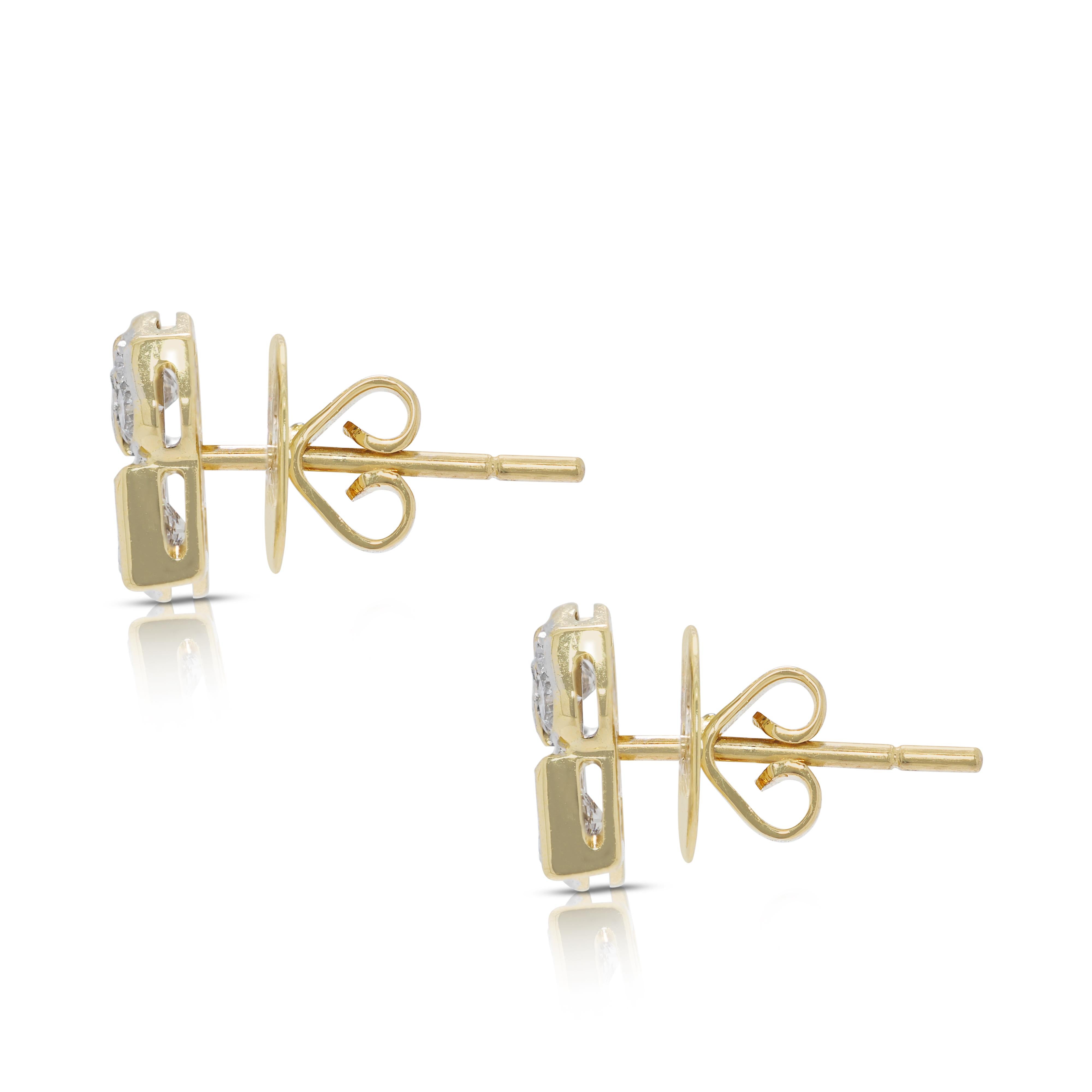 Dazzling 0.78ct Princess & Round Diamond Earrings in 18K Two-Toned Gold Pour femmes en vente