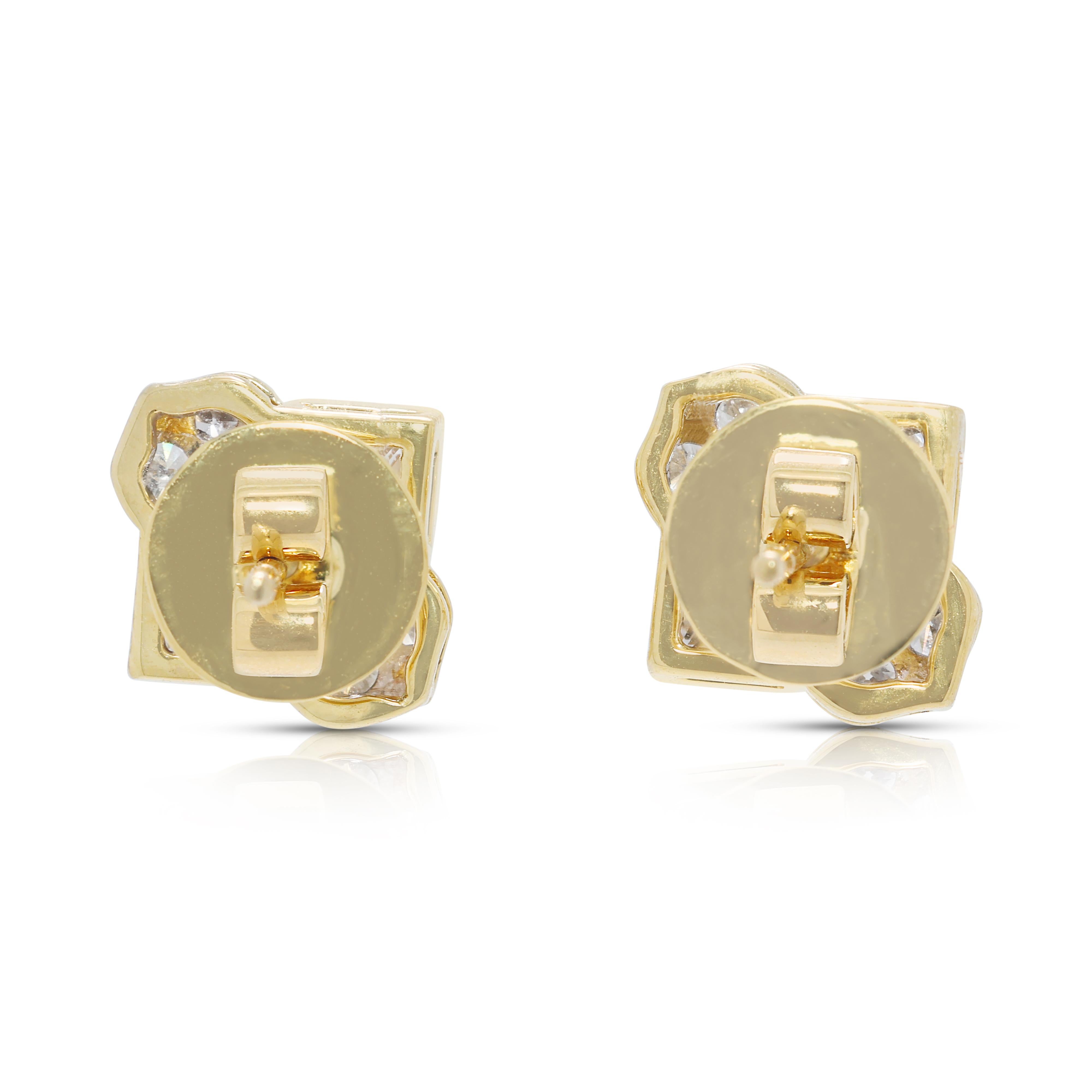 Dazzling 0.78ct Princess & Round Diamond Earrings in 18K Two-Toned Gold en vente 1