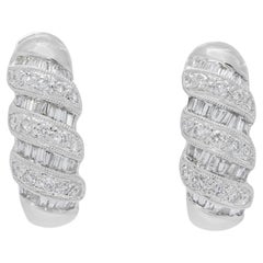 Orecchini a cerchio con diamanti naturali da 0,87 carati in oro bianco 18K