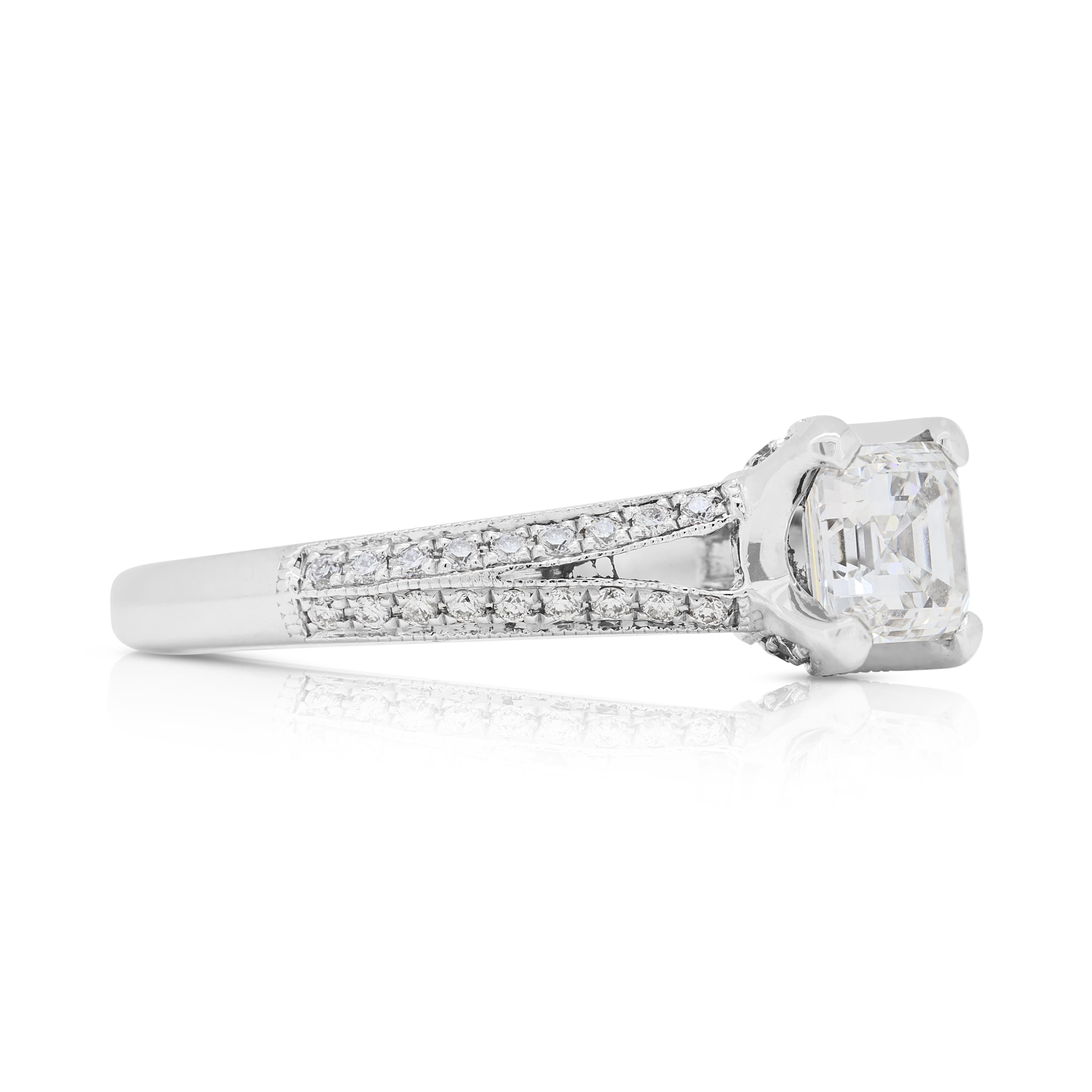 Dazzling 0.89ct Emerald Cut Diamond Pave Ring in 18K White Gold In Excellent Condition For Sale In רמת גן, IL