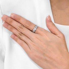 Abbagliante anello a fascia con diamante taglio principessa da 0,95 carati in oro bianco 18 carati