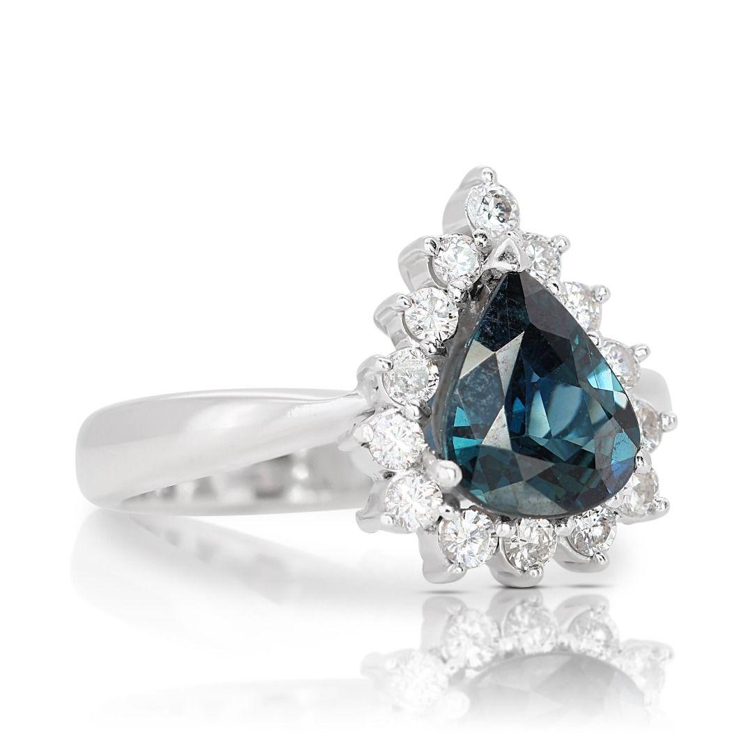 Pear Cut Dazzling 1.00ct Pear-Cut Sapphire Ring in 18k White Gold For Sale