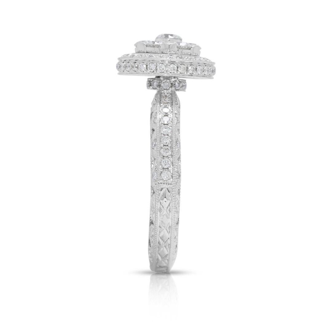 Dazzling 1.01ct Natural Diamond 18K White Gold Halo Pave Ring en vente 1