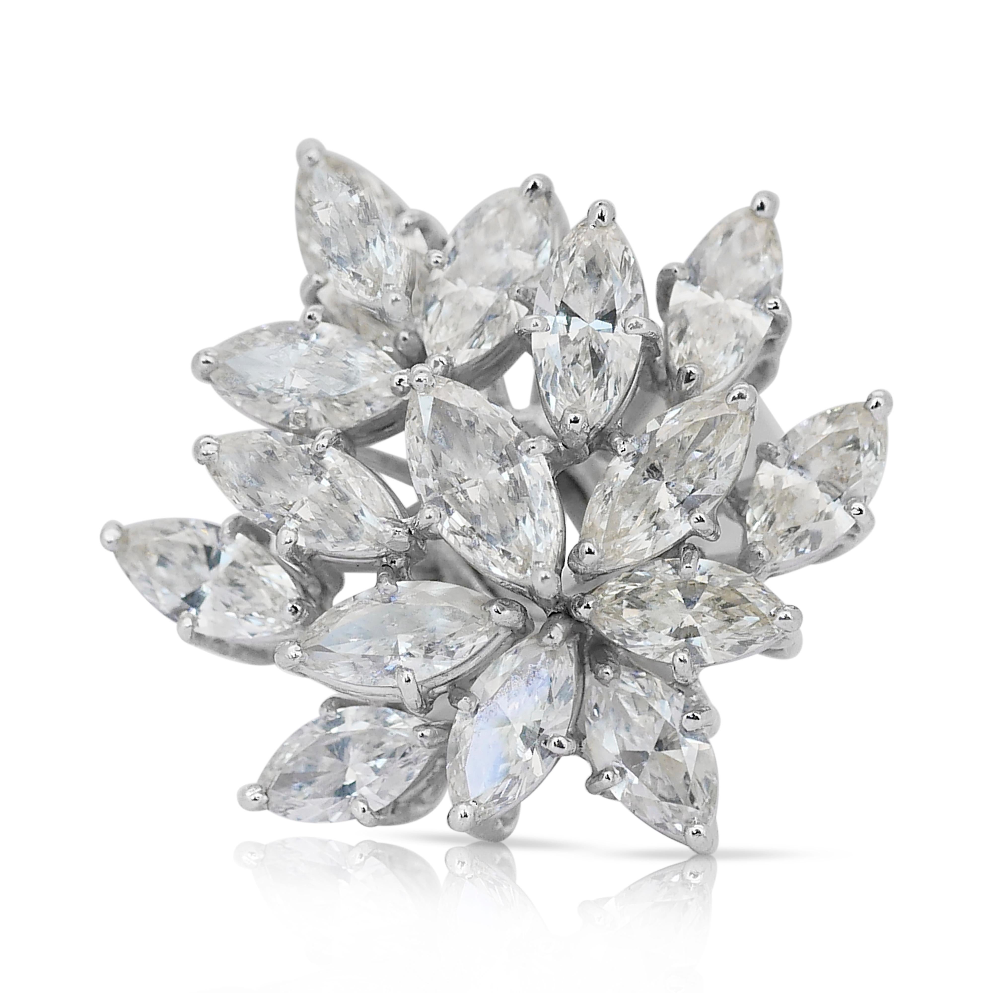 Marquise Cut Dazzling 10.80ct Diamonds Cocktail Ring in 18k White Gold - IGI Certified For Sale