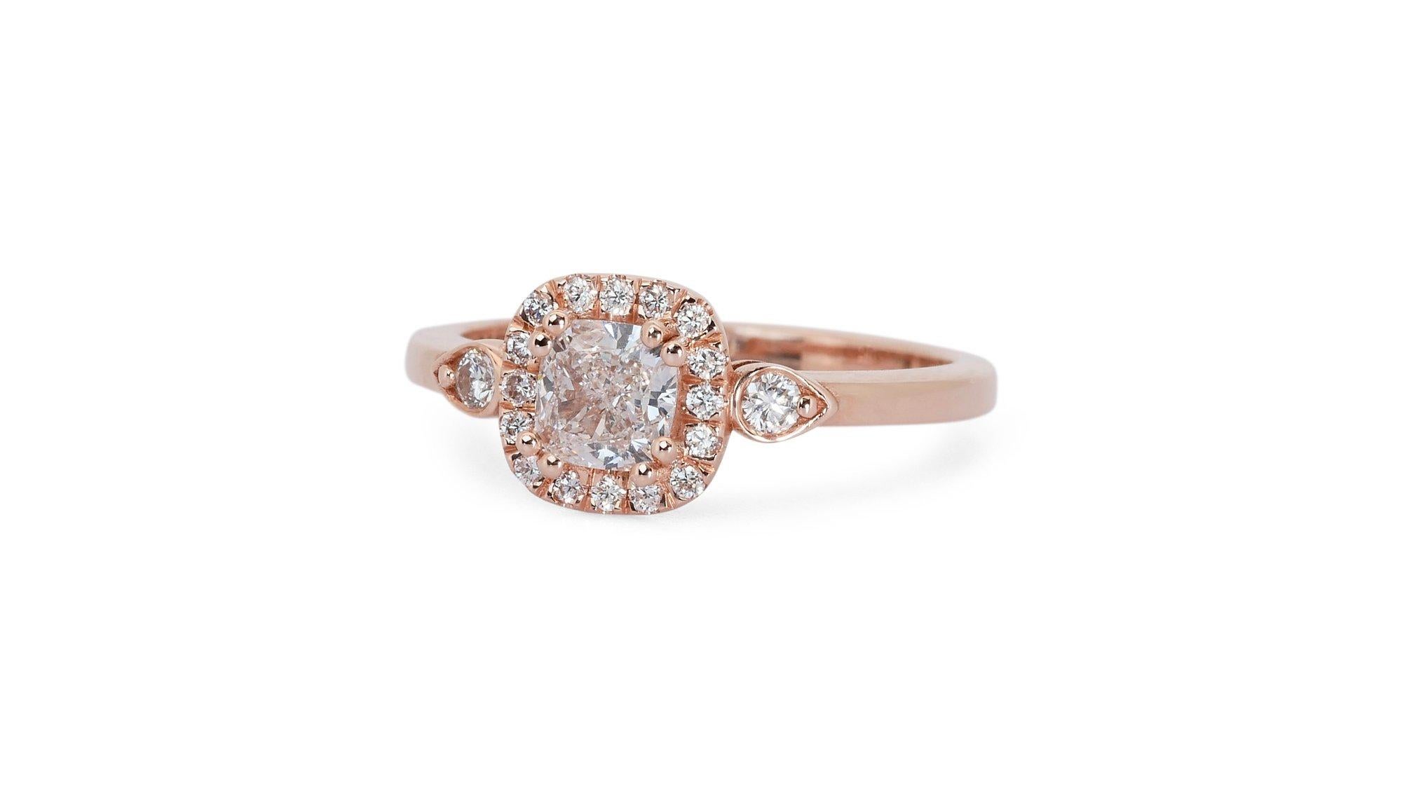 Taglio cuscino Abbagliante anello aureolato con 1,10 carati di diamanti in oro rosa 18 carati - certificato GIA in vendita