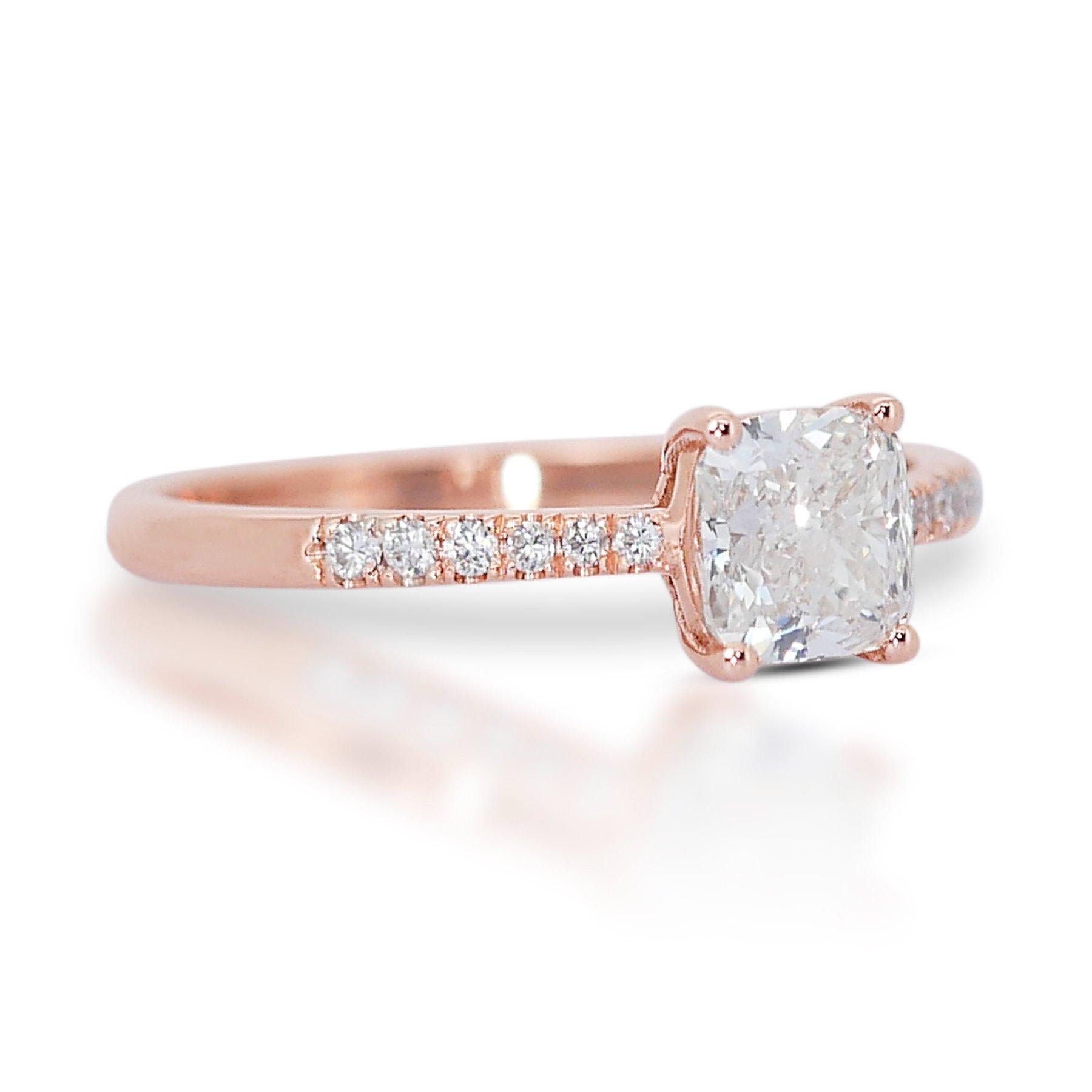 Taglio cuscino Abbagliante anello con pavé di diamanti doppio taglio ideale eccellente da 1,10 carati in oro rosa 18 carati in vendita