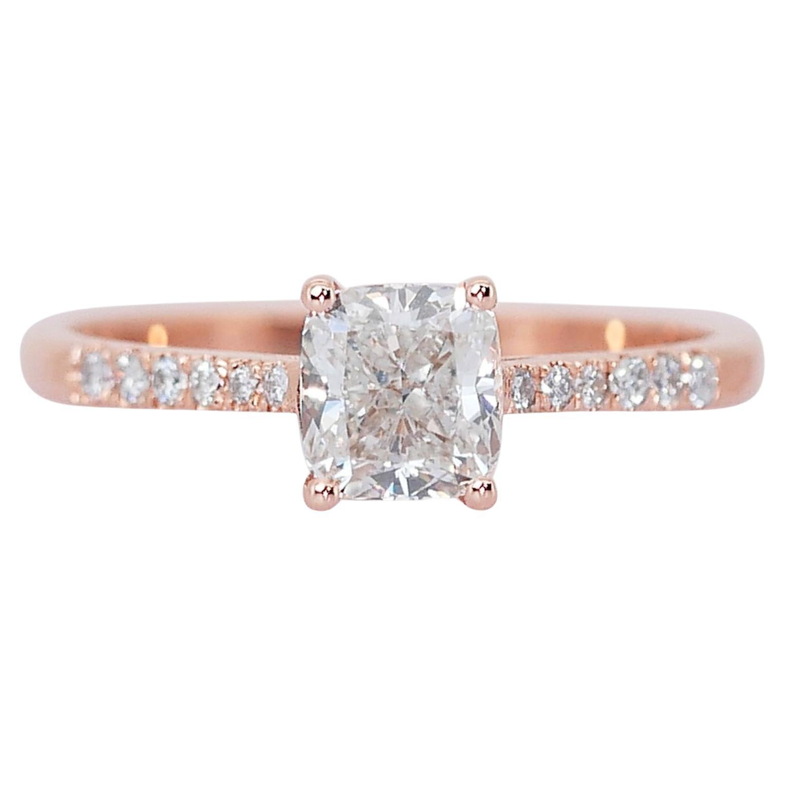 Éblouissante bague en or rose 18 carats avec pavé de diamants de taille idéale de 1,10 carat